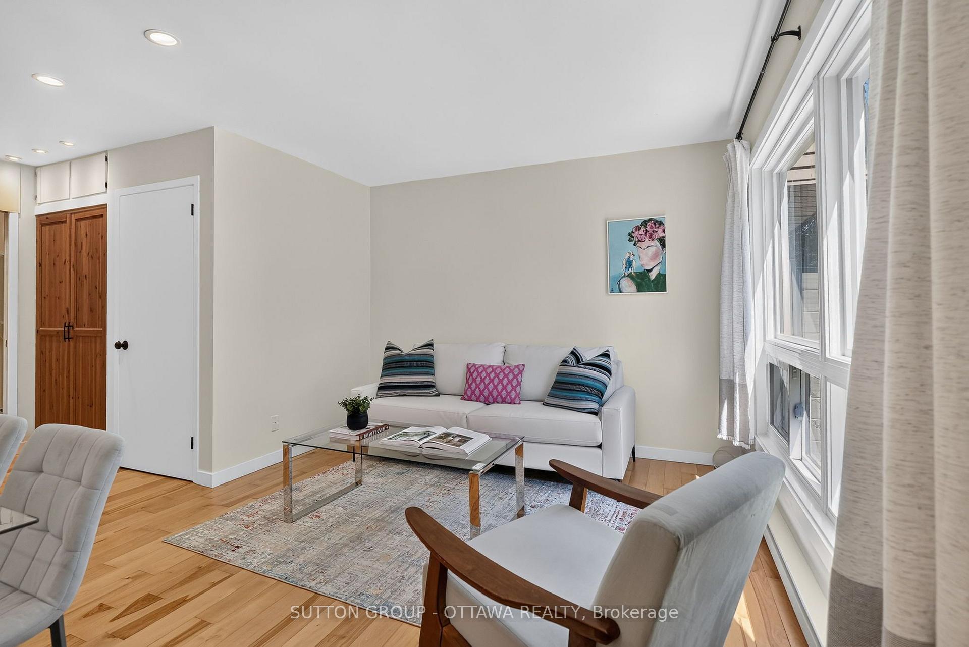 Photo 10 of 55 Pixley, Ottawa, Riverview Park — HOMEH