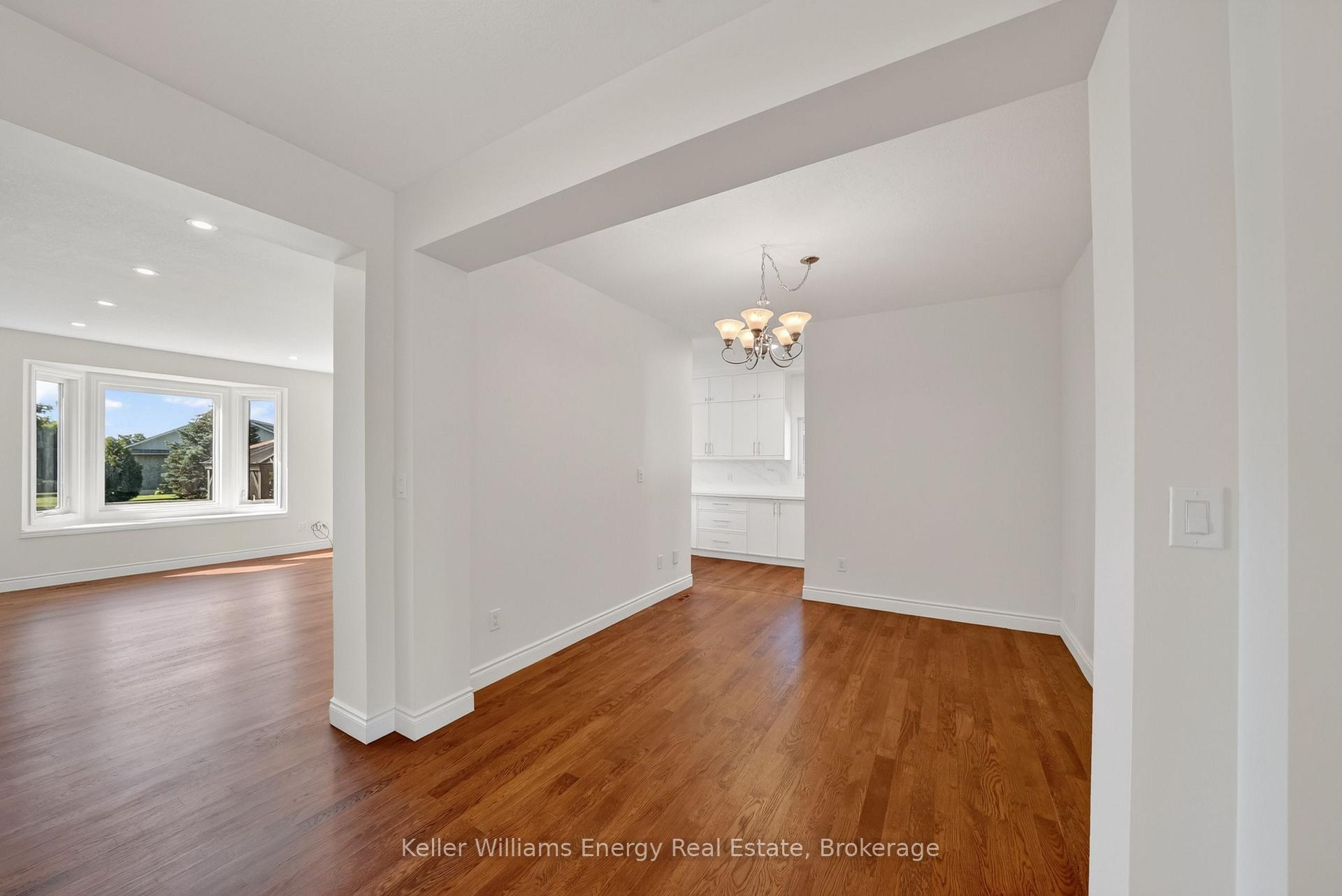Photo 9 of 56 Elmdale Drive, Prince Edward County, Wellington — HOMEH