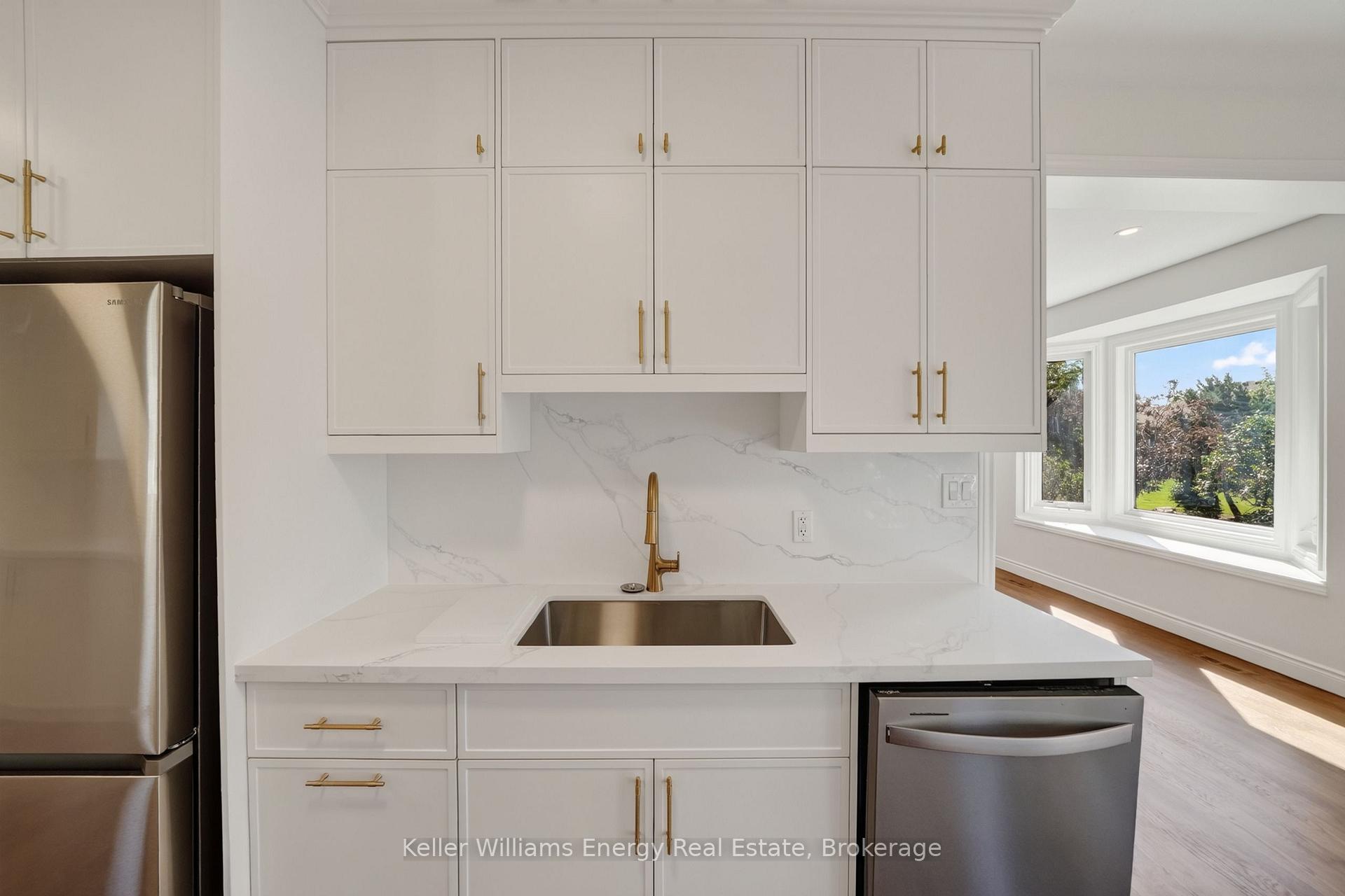 Photo 16 of 56 Elmdale Drive, Prince Edward County, Wellington — HOMEH