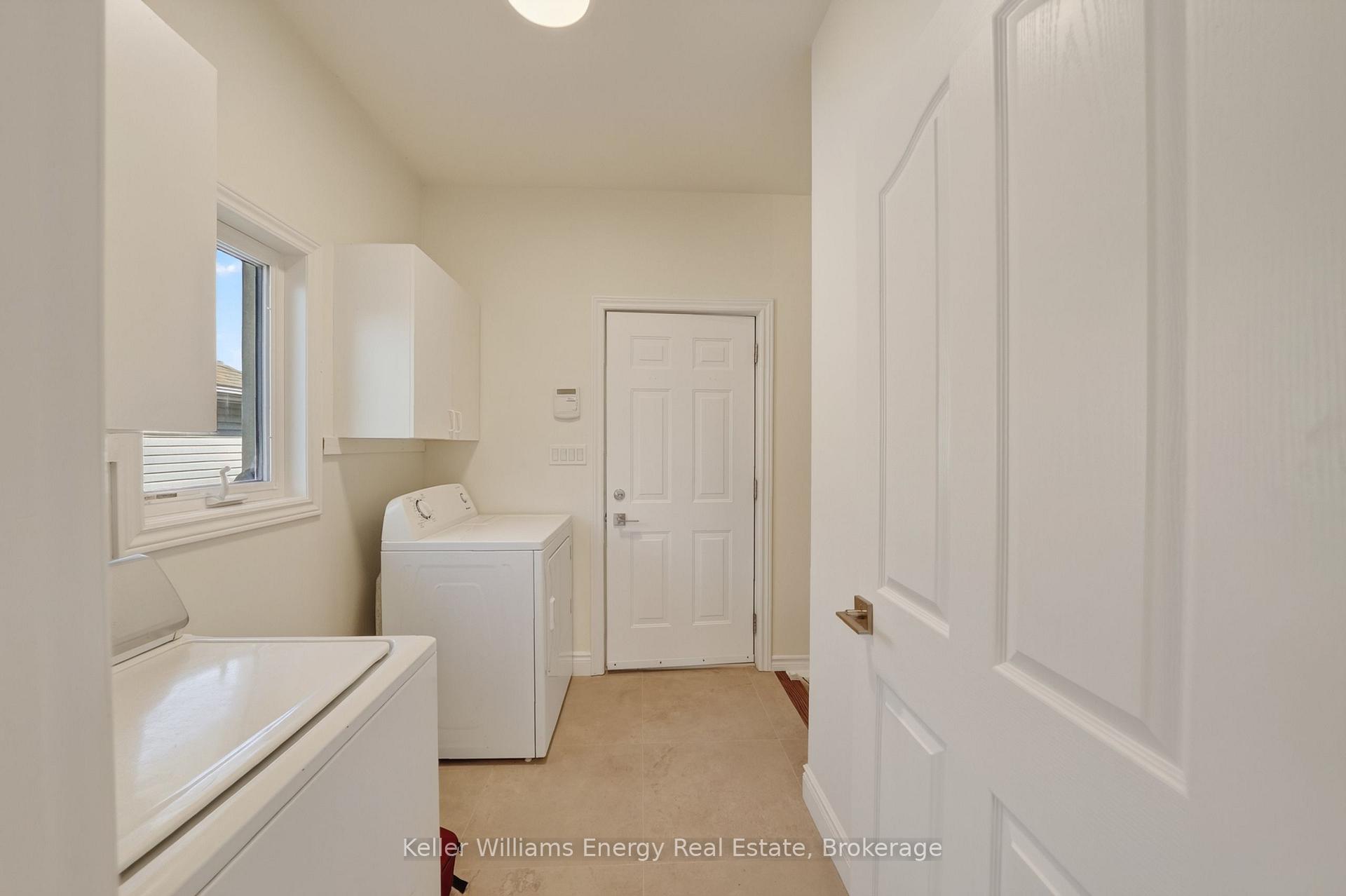 Photo 32 of 56 Elmdale Drive, Prince Edward County, Wellington — HOMEH