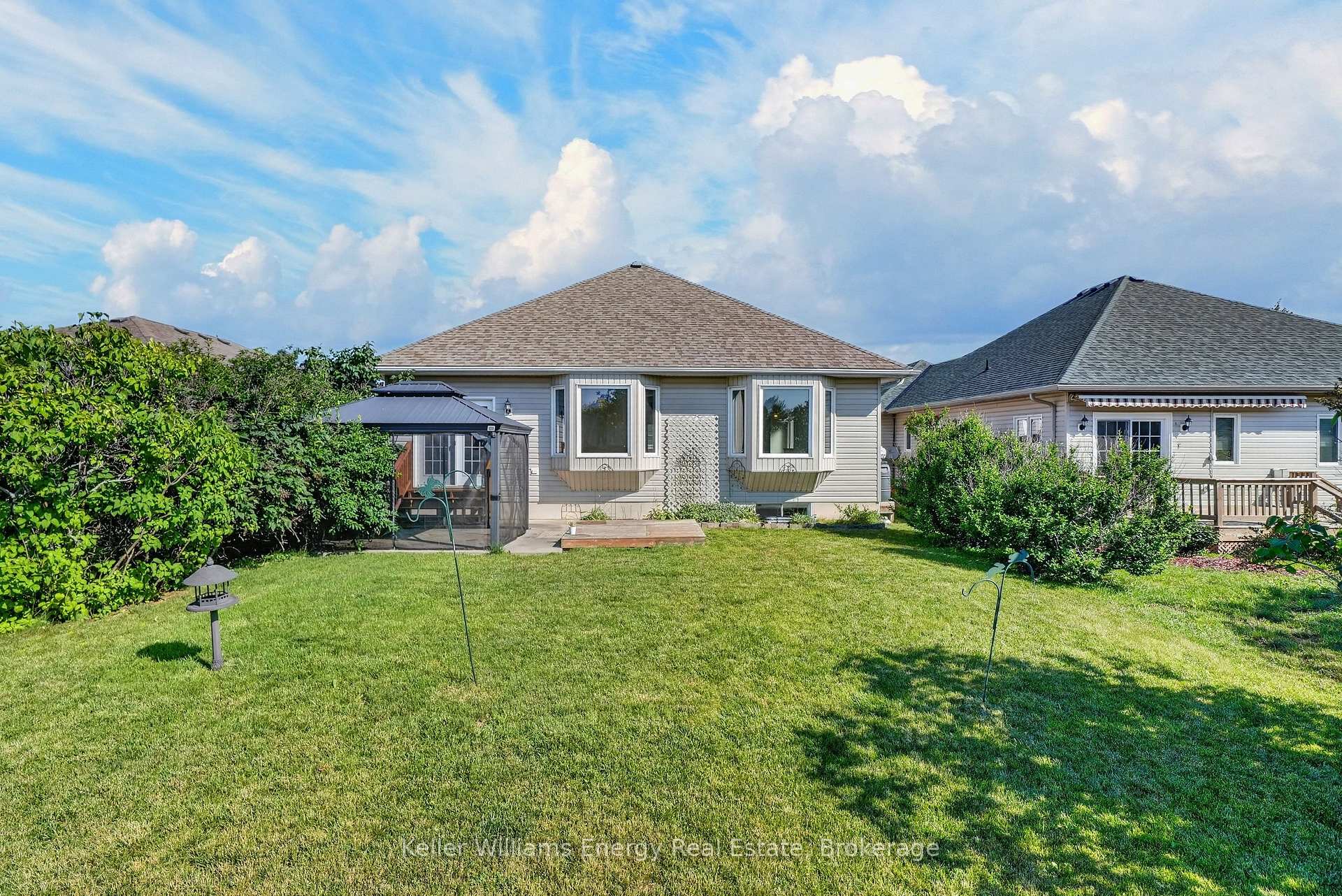 Photo 45 of 56 Elmdale Drive, Prince Edward County, Wellington — HOMEH