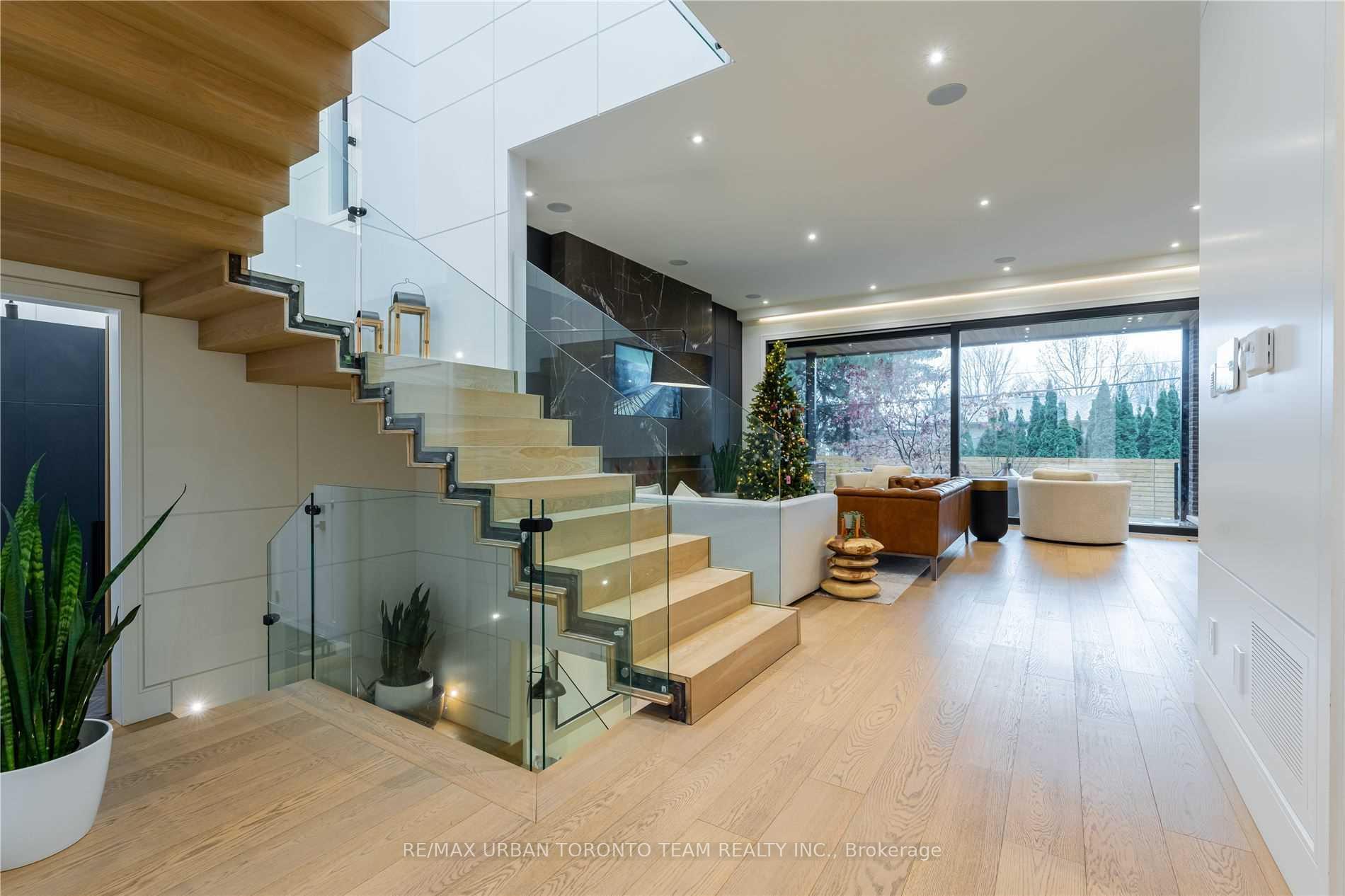Photo 6 of 39 Cardigan Road, Etobicoke, Stonegate-Queensway — HOMEH