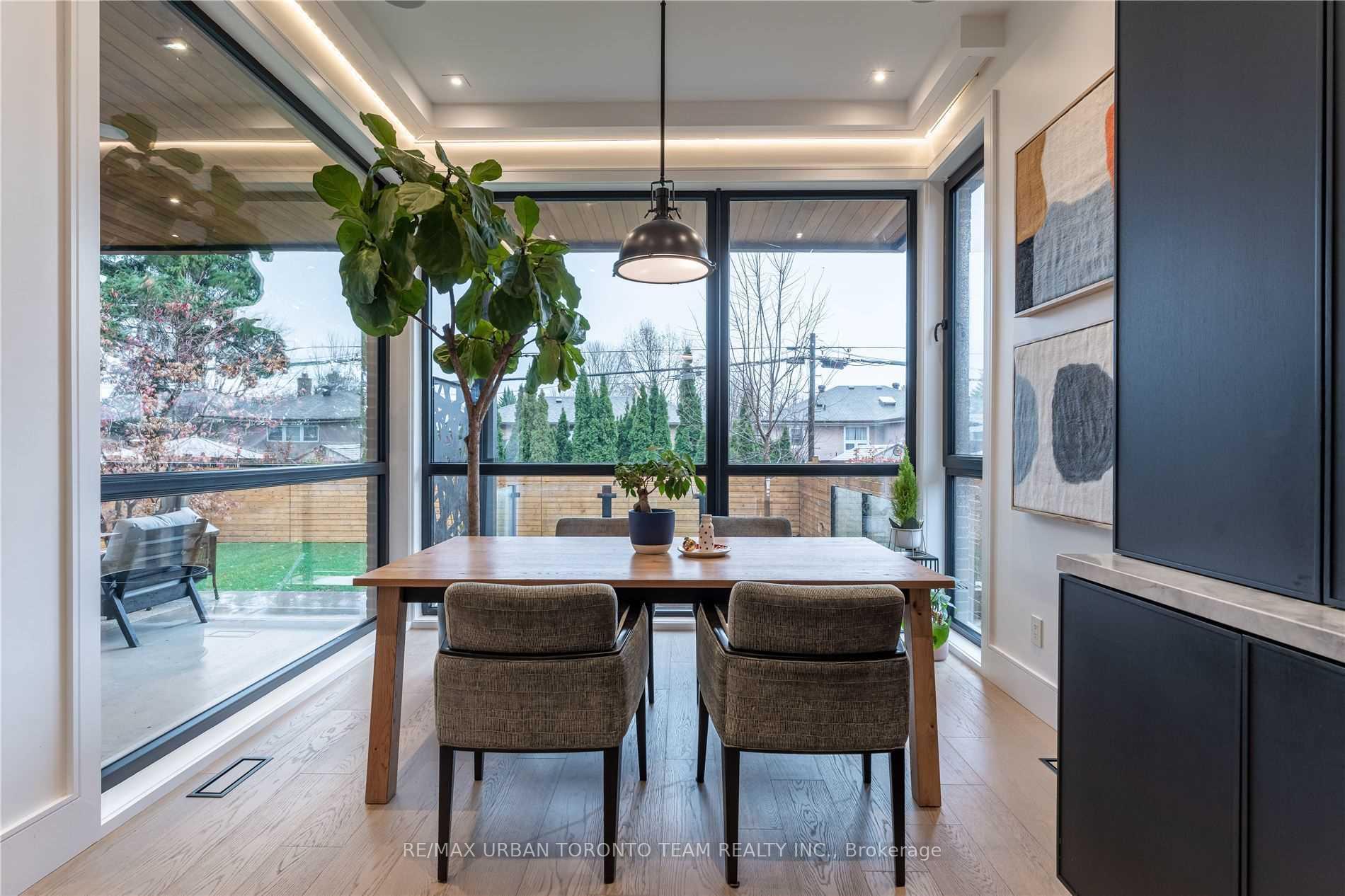 Photo 14 of 39 Cardigan Road, Etobicoke, Stonegate-Queensway — HOMEH
