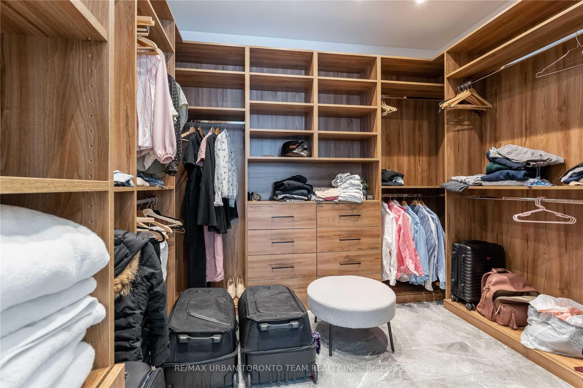 Photo 26 of 39 Cardigan Road, Etobicoke, Stonegate-Queensway — HOMEH
