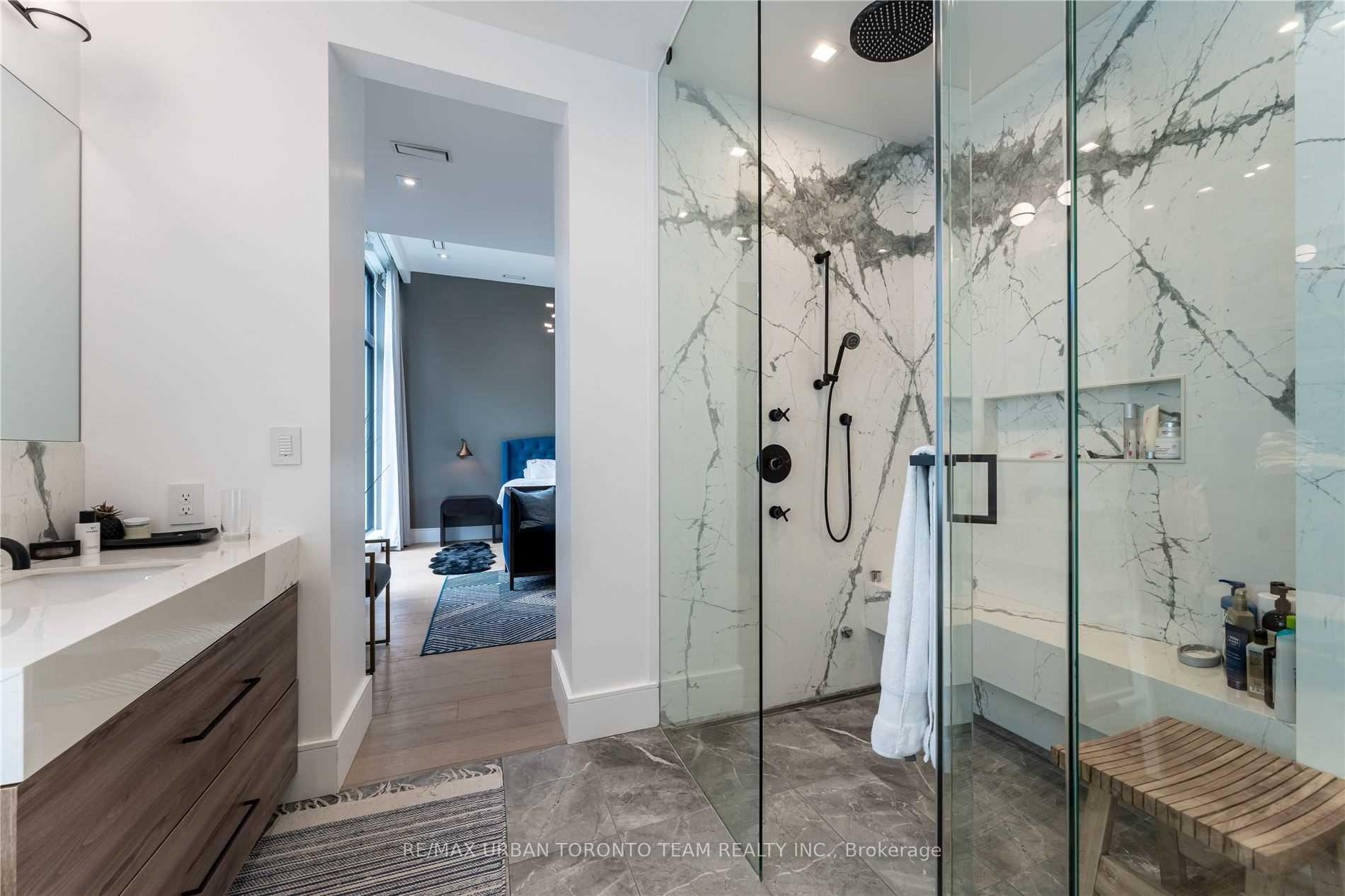 Photo 27 of 39 Cardigan Road, Etobicoke, Stonegate-Queensway — HOMEH