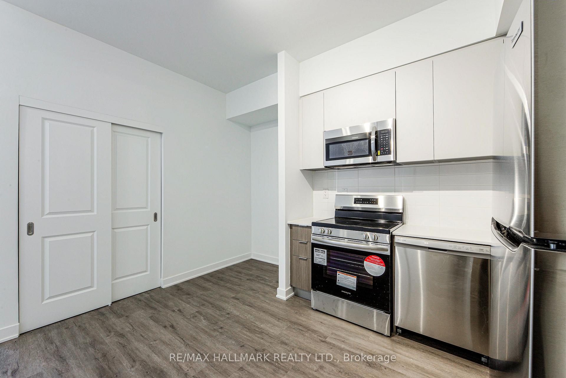 Photo 18 of Unit 107, 41 Danforth Road, Scarborough, Oakridge — HOMEH