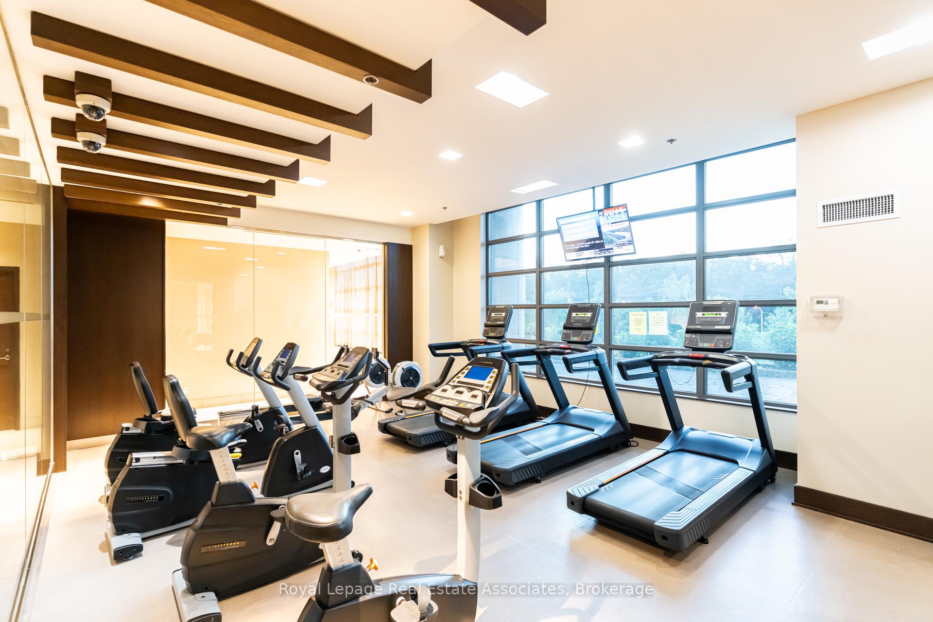 Photo 32 of Unit LPH21, 35 Brian Peck Crescent, Toronto, Thorncliffe Park — HOMEH