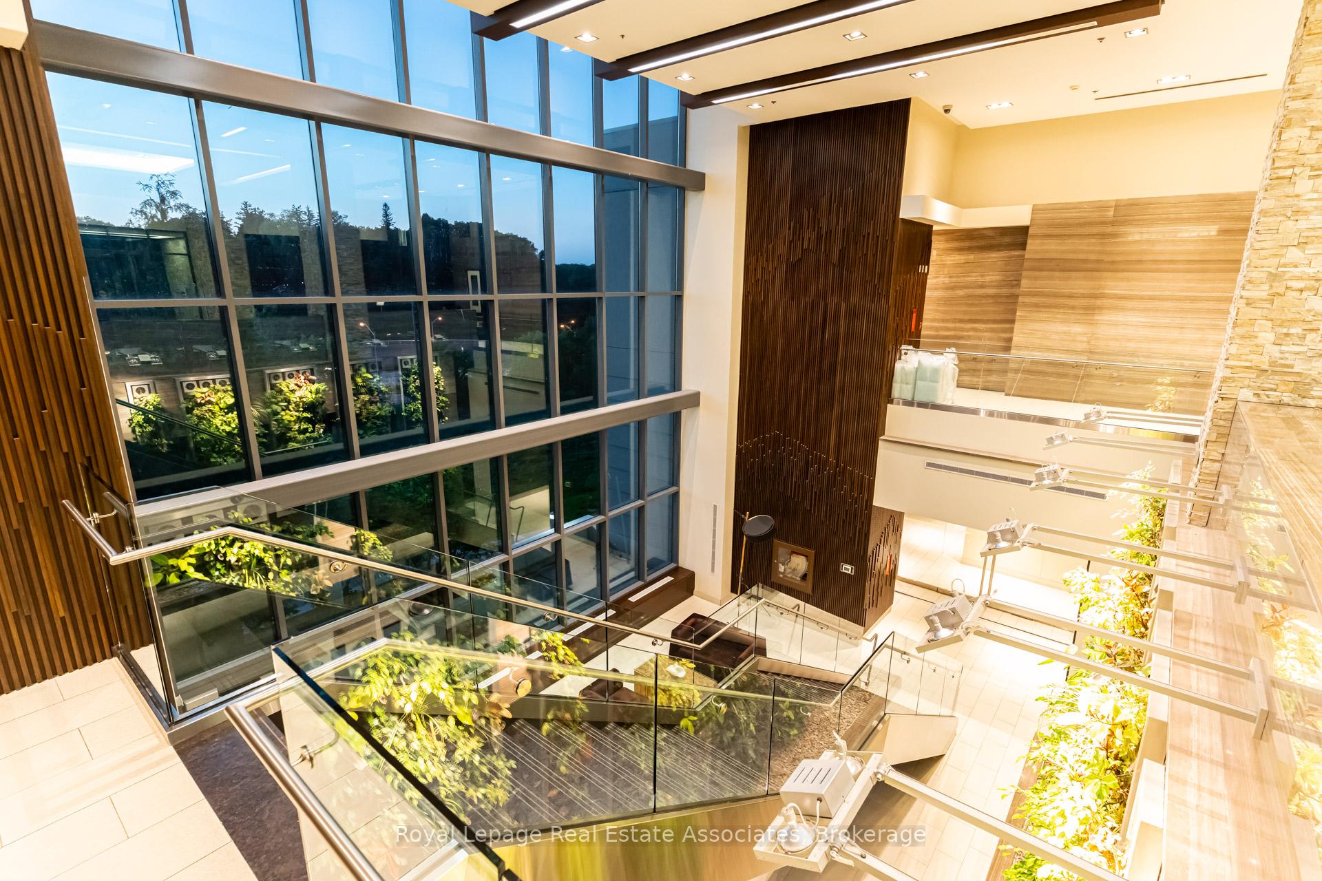 Photo 37 of Unit LPH21, 35 Brian Peck Crescent, Toronto, Thorncliffe Park — HOMEH