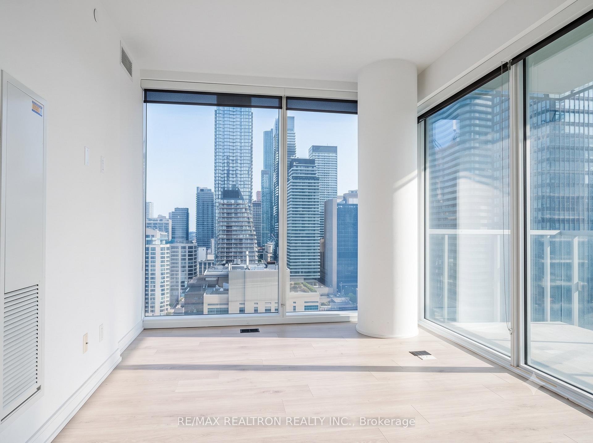 Photo 2 of Unit 2509, 3 Gloucester Street, Toronto, Church-Yonge Corridor — HOMEH