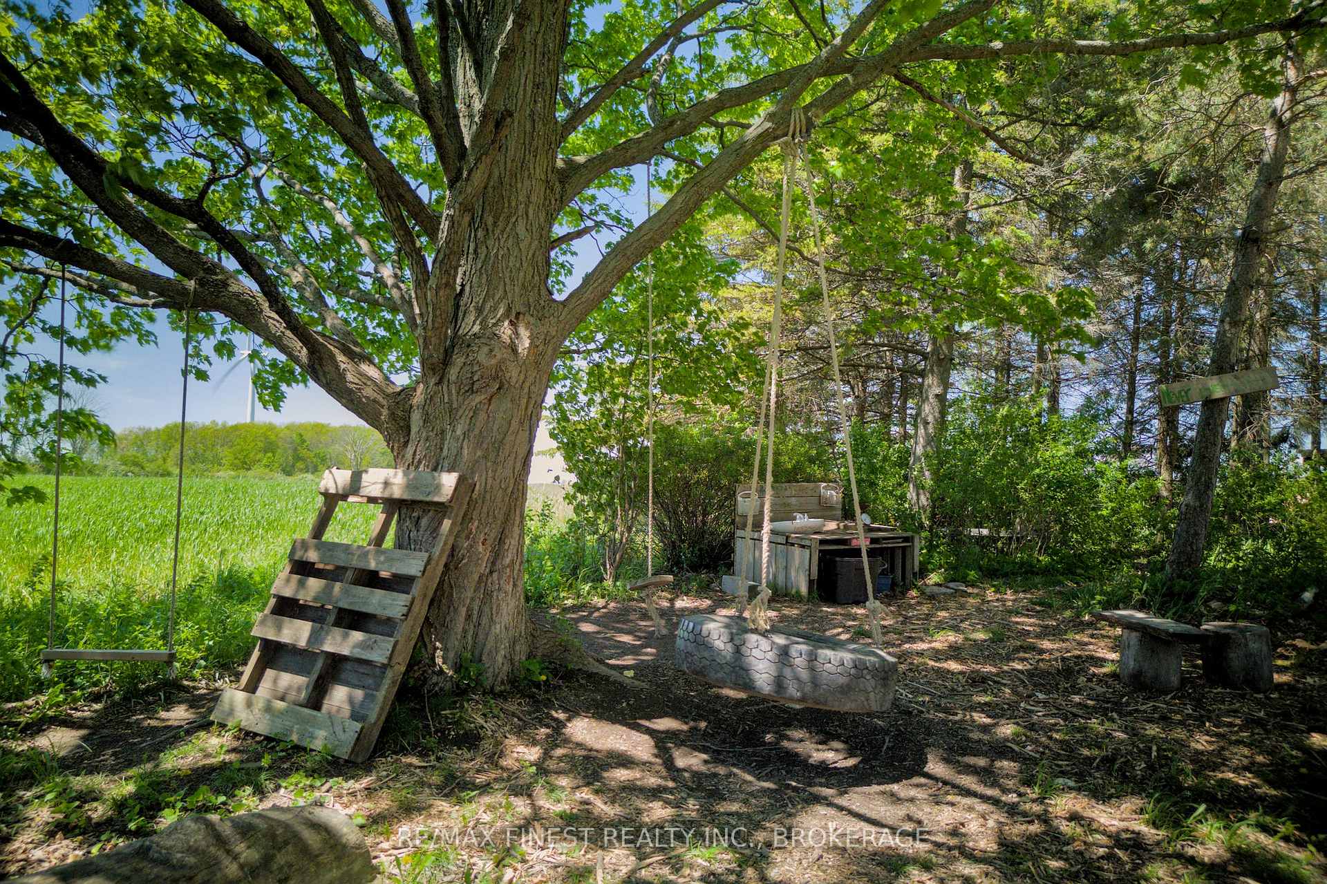 Photo 38 of 190 Wilmer Road, Frontenac Islands, Wolfe Island — HOMEH