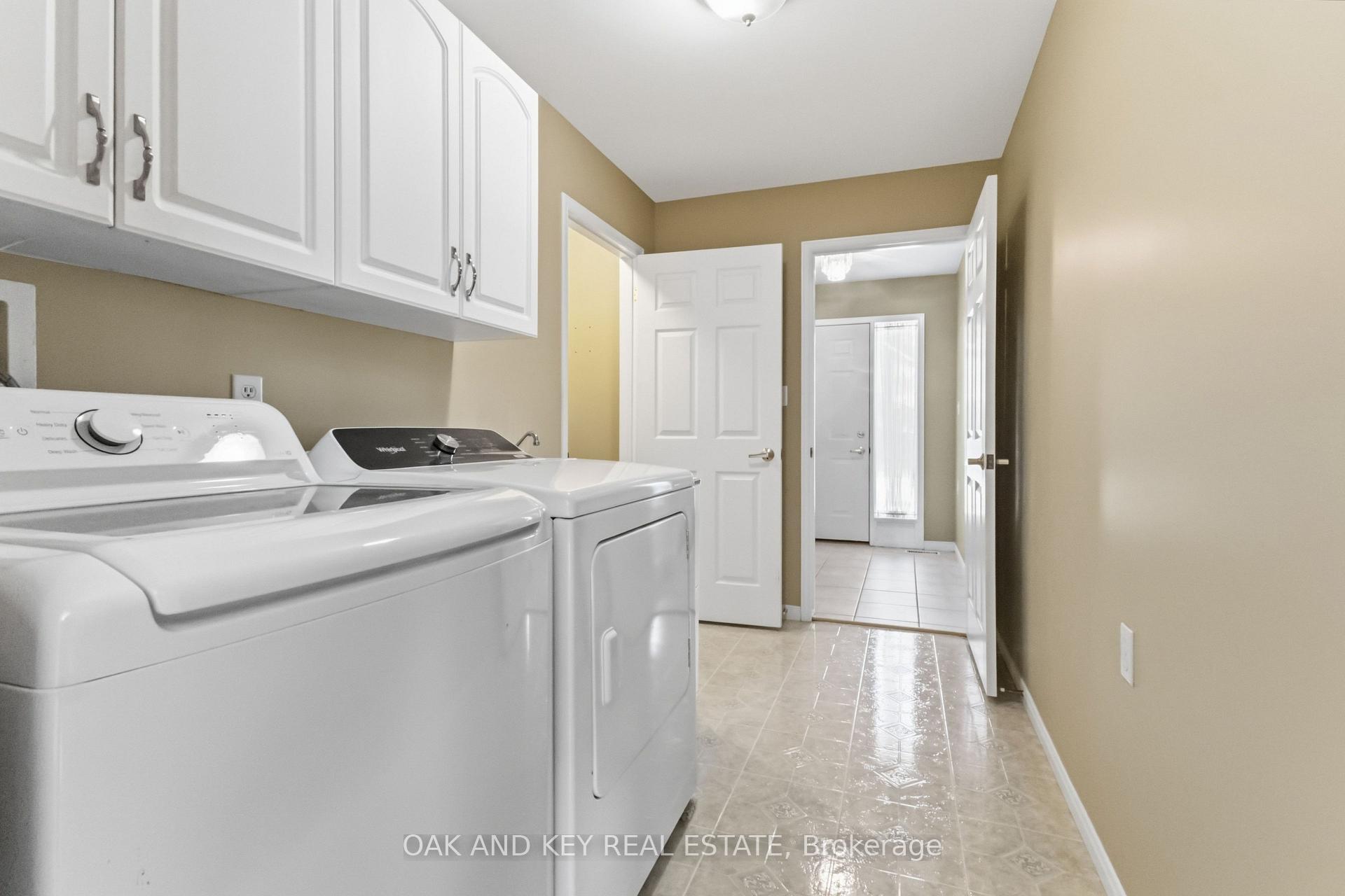 Photo 27 of 58 Ilderbrook Circle, Middlesex Centre, Ilderton — HOMEH