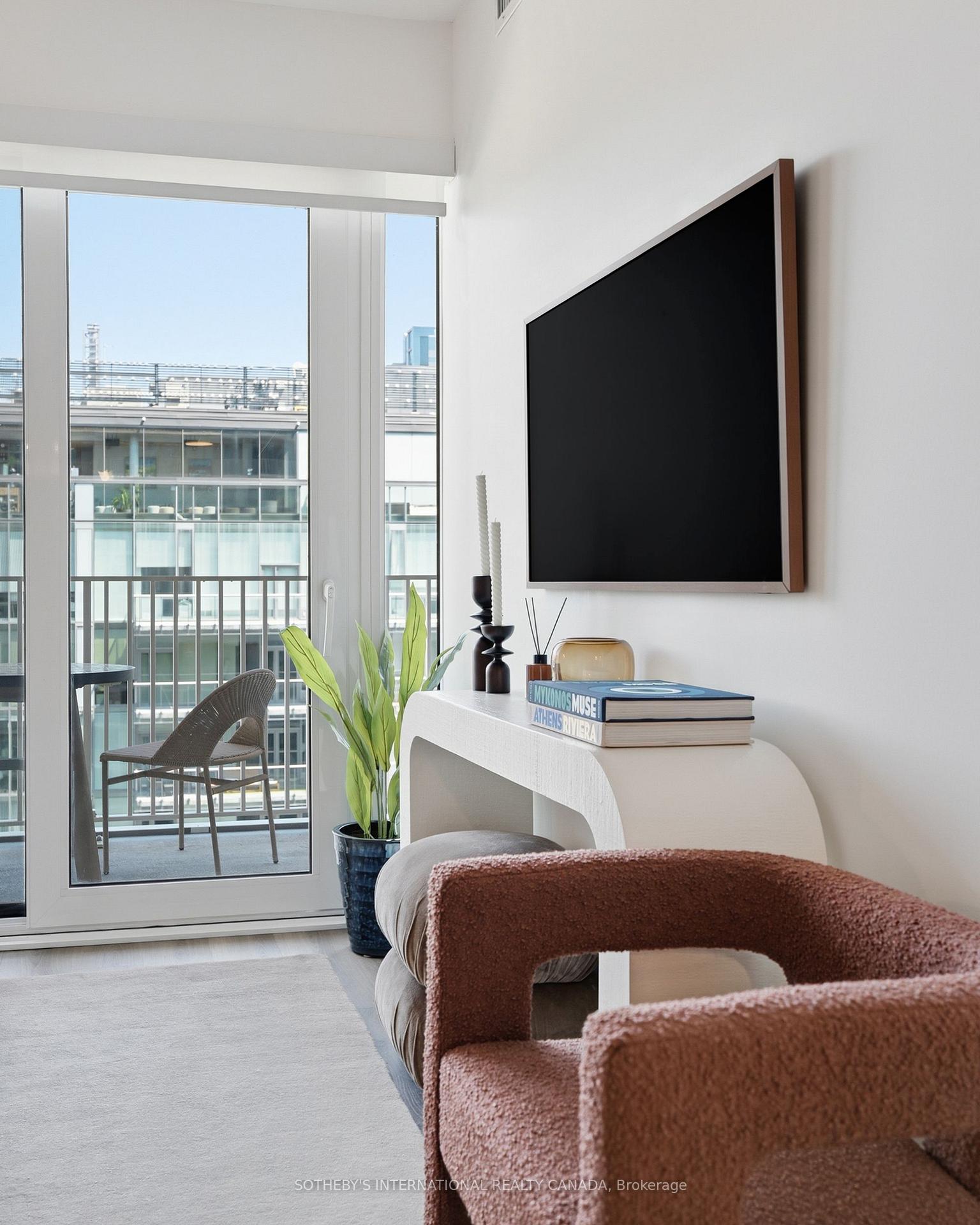 Photo 14 of Unit 1212, 88 Bathurst Street, Toronto, Niagara — HOMEH