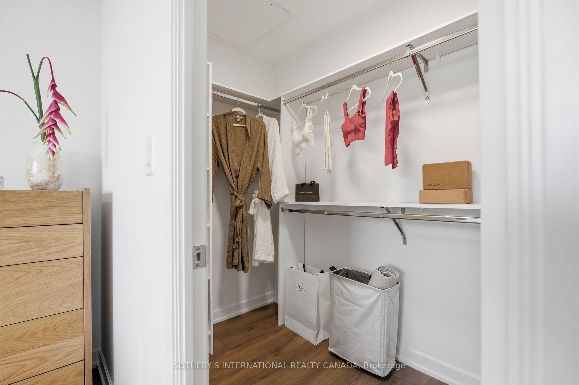 Photo 18 of Unit 1212, 88 Bathurst Street, Toronto, Niagara — HOMEH