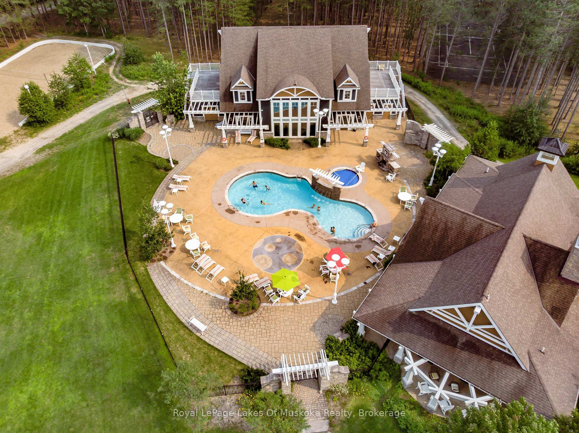 Photo of Unit V 16, W2, 1020 Birch Glen Road