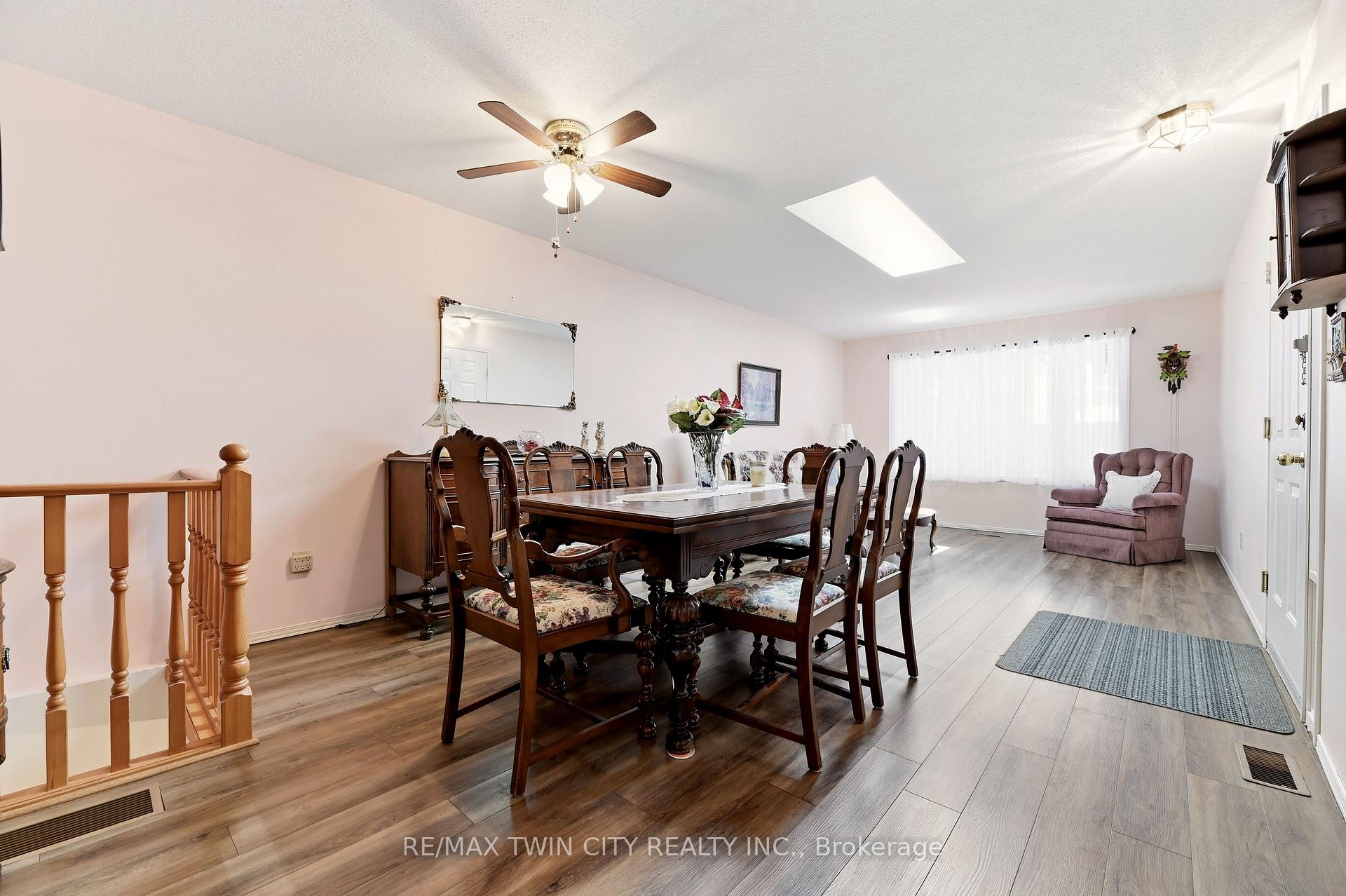 Photo 4 of 1030 Colborne Street E, Brantford, Echo Place — HOMEH