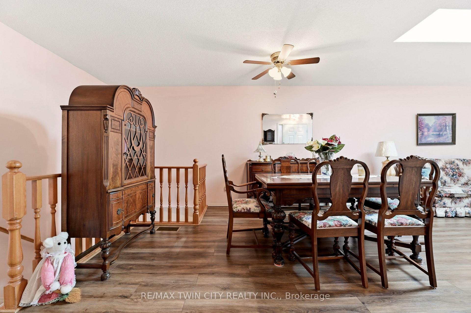 Photo 5 of 1030 Colborne Street E, Brantford, Echo Place — HOMEH
