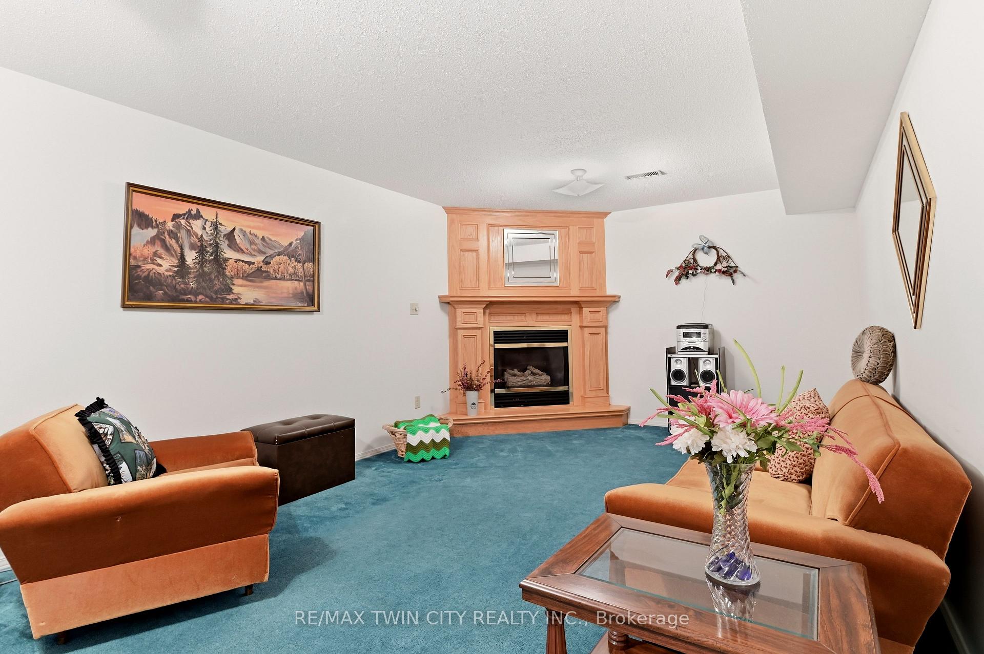 Photo 15 of 1030 Colborne Street E, Brantford, Echo Place — HOMEH