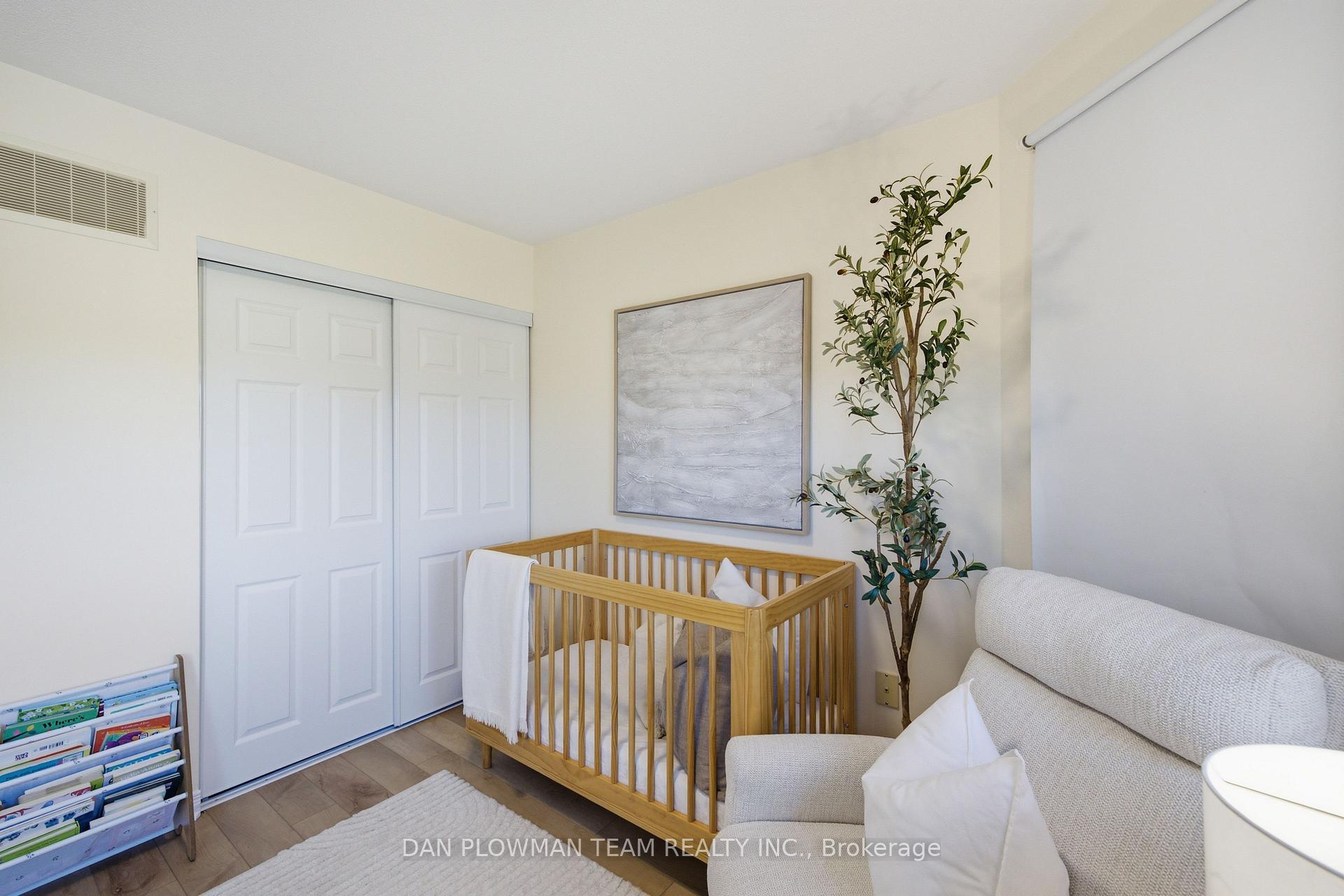 Photo 20 of 118 Swindells Street, Clarington, Bowmanville — HOMEH