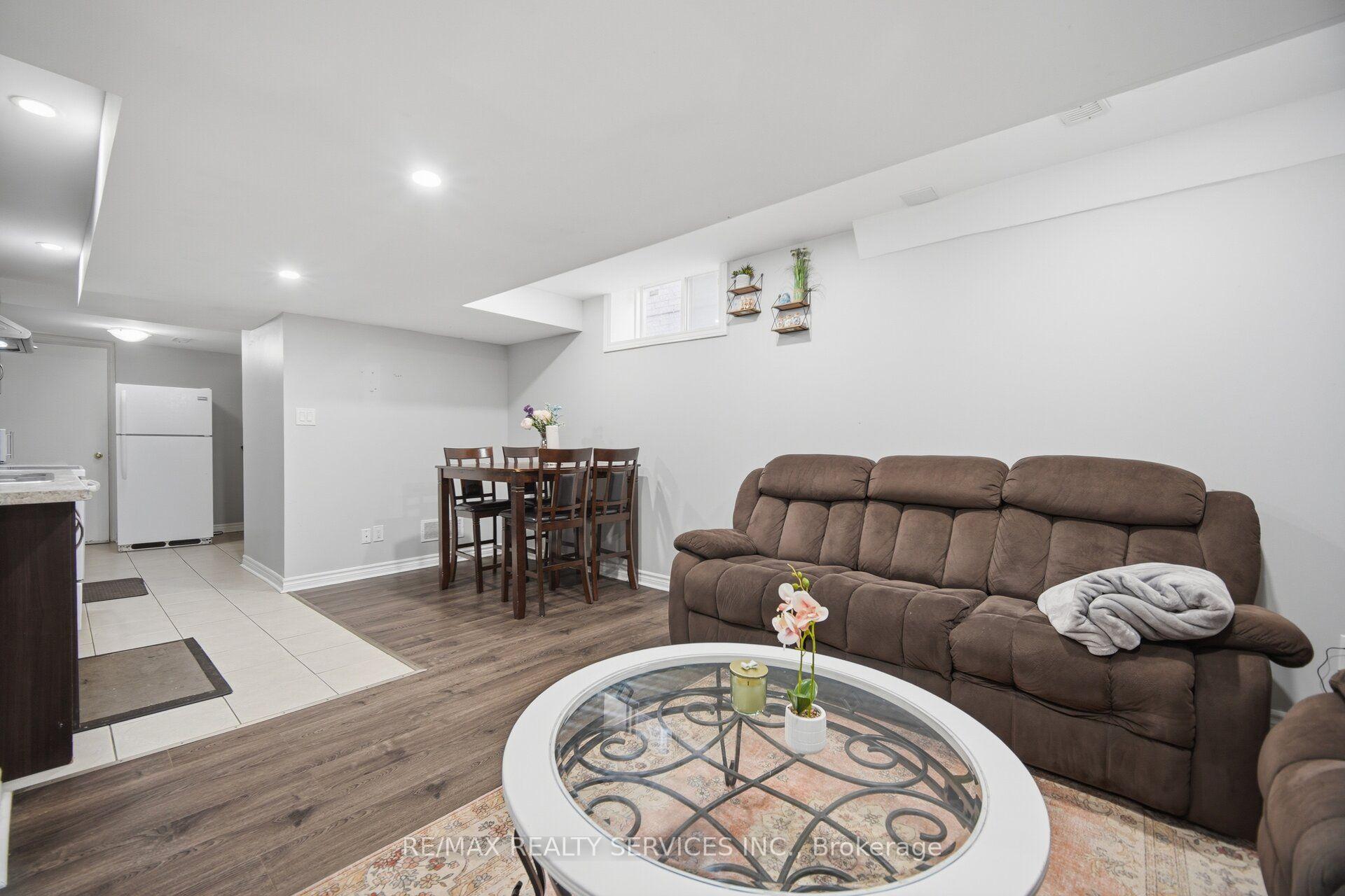 Photo 39 of 48 Severin Street, Brampton, Sandringham-Wellington — HOMEH