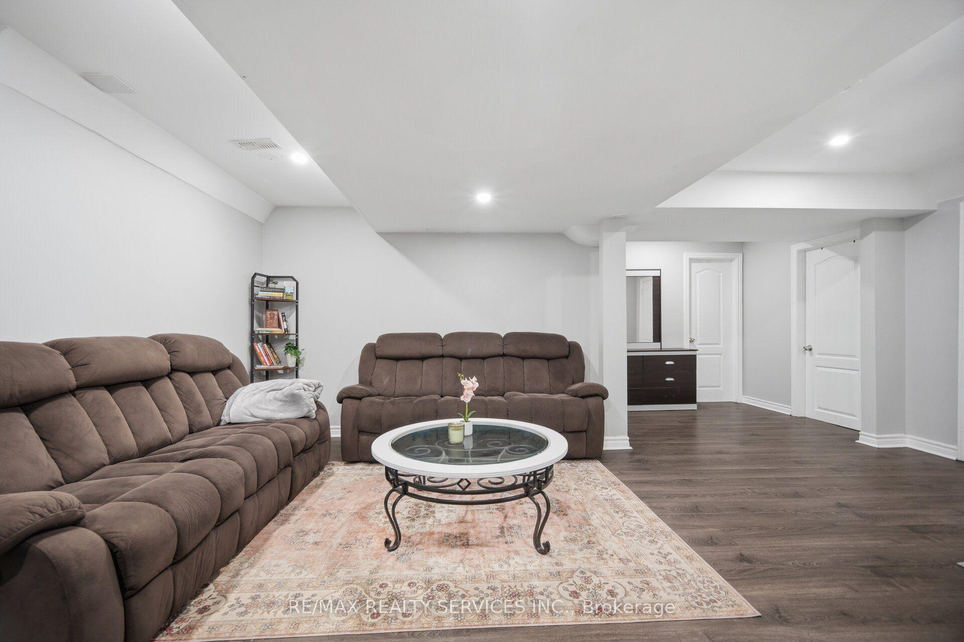 Photo 41 of 48 Severin Street, Brampton, Sandringham-Wellington — HOMEH