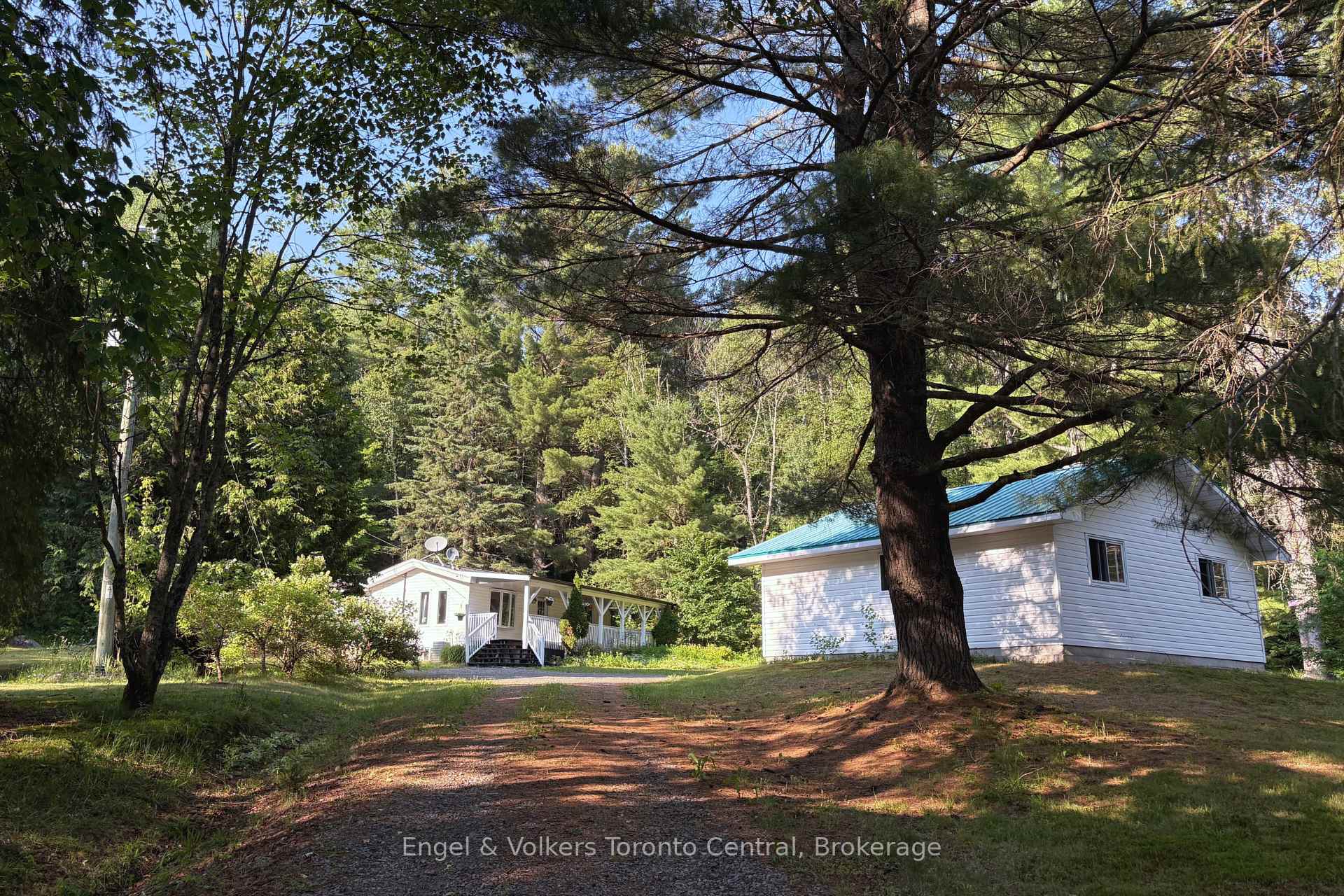 Photo 3 of 83 Homeland Drive, Perry — HOMEH