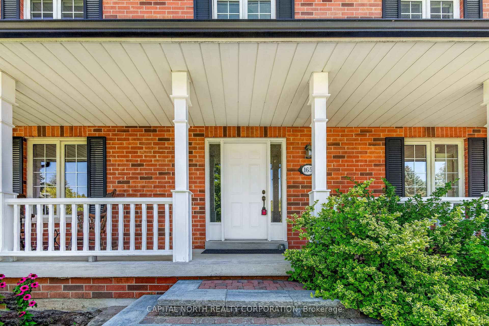Photo 8 of 165 Edward Pottage Crescent, King, Pottageville — HOMEH