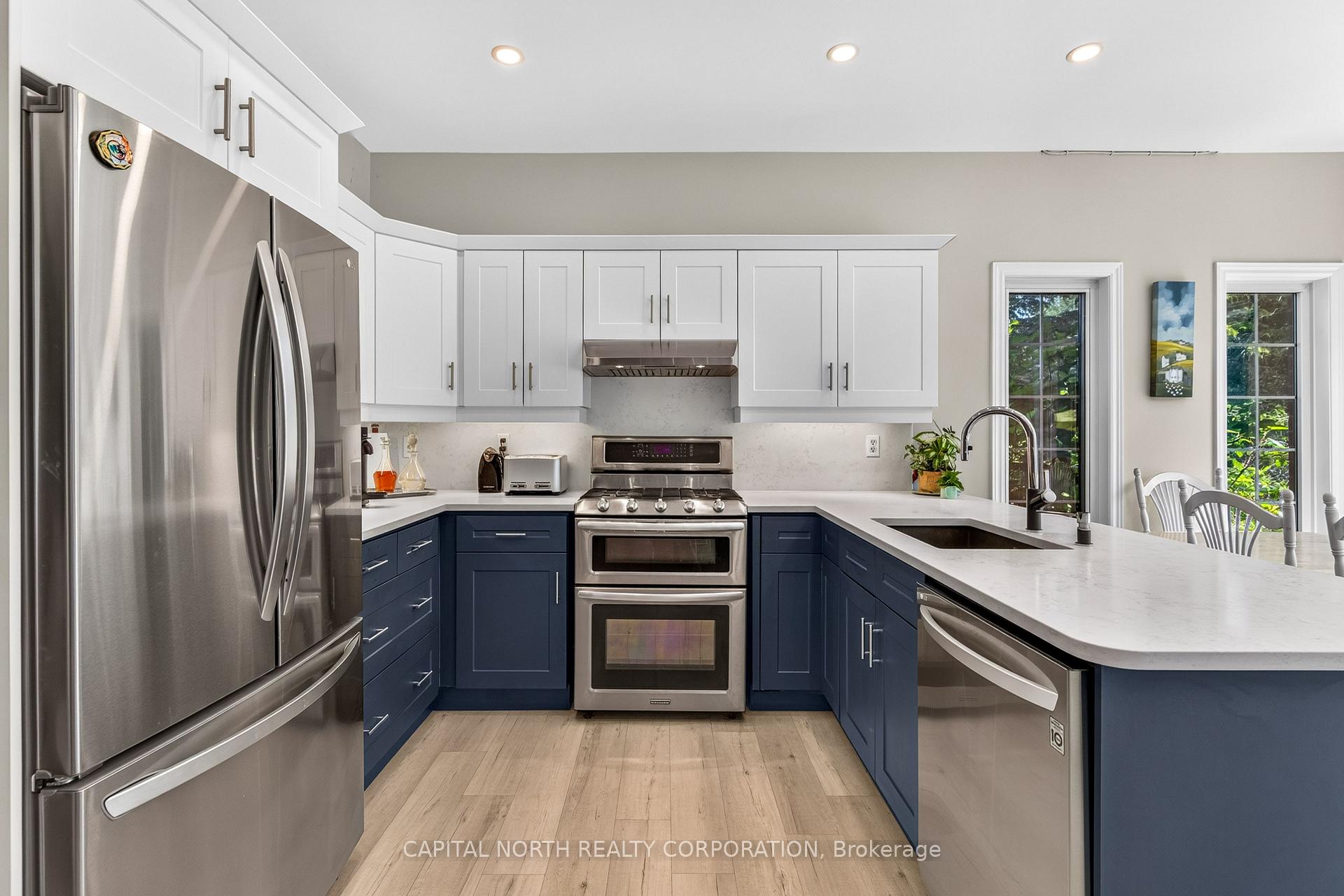 Photo 17 of 165 Edward Pottage Crescent, King, Pottageville — HOMEH