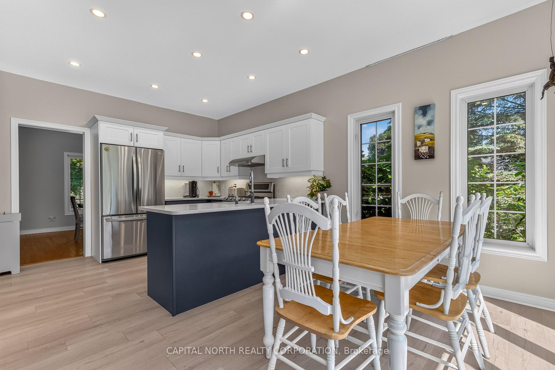 Photo 19 of 165 Edward Pottage Crescent, King, Pottageville — HOMEH