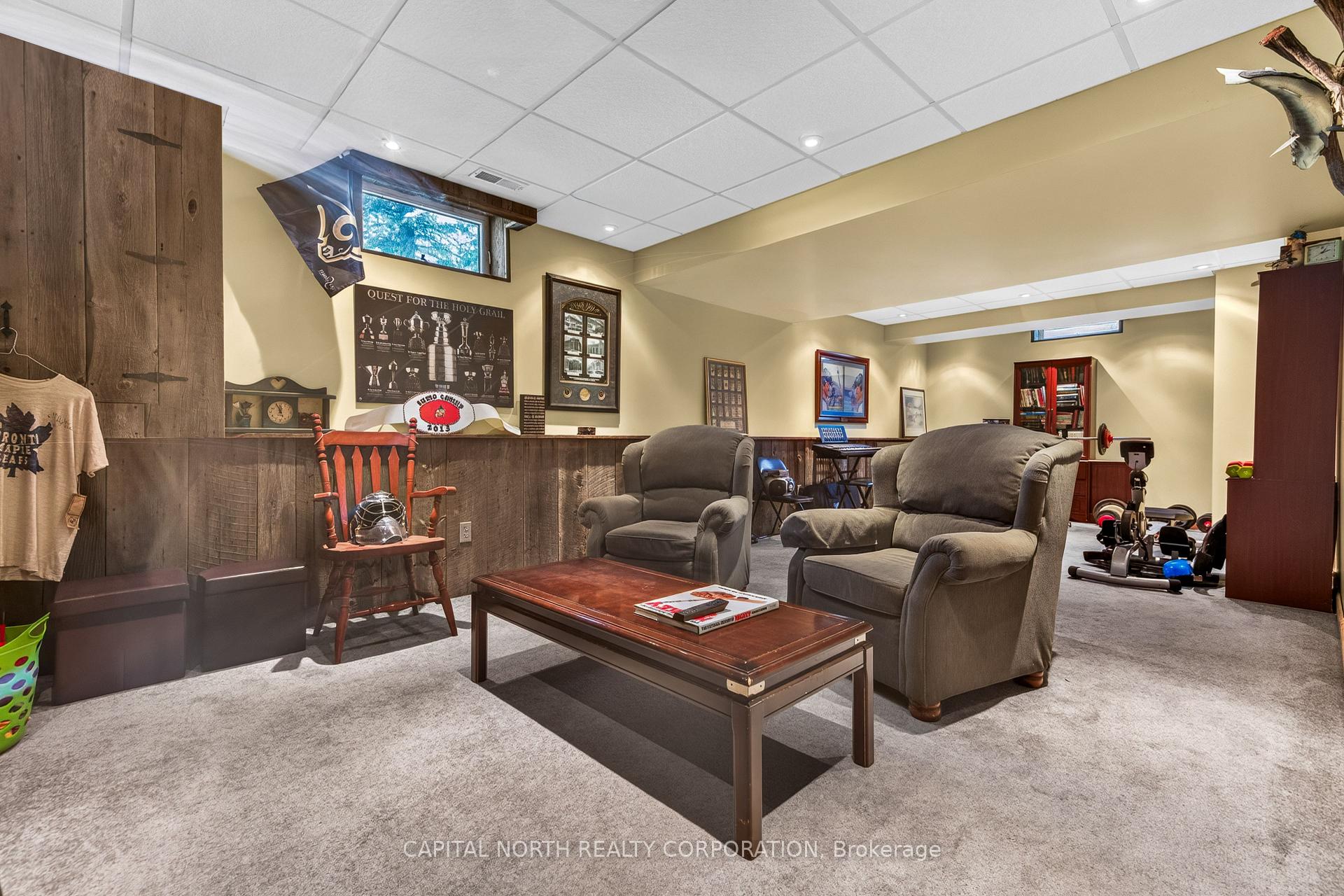 Photo 37 of 165 Edward Pottage Crescent, King, Pottageville — HOMEH