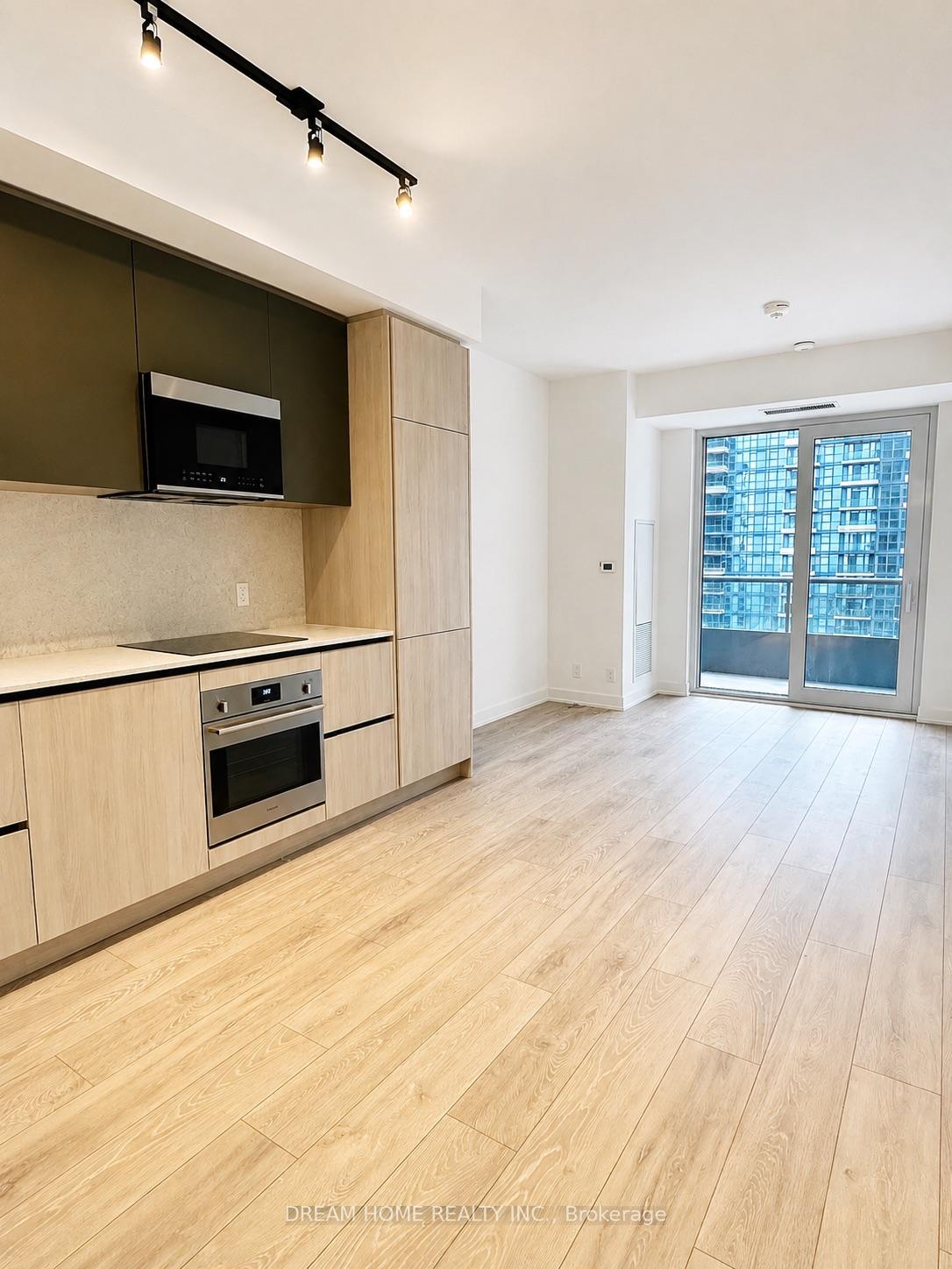 Photo 3 of Unit 3505, 108 Peter Street, Toronto, Waterfront Communities — HOMEH