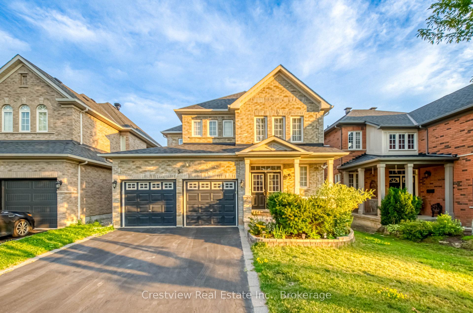 Photo 1 of 5 Irish Rose Drive, Markham, Berczy — HOMEH
