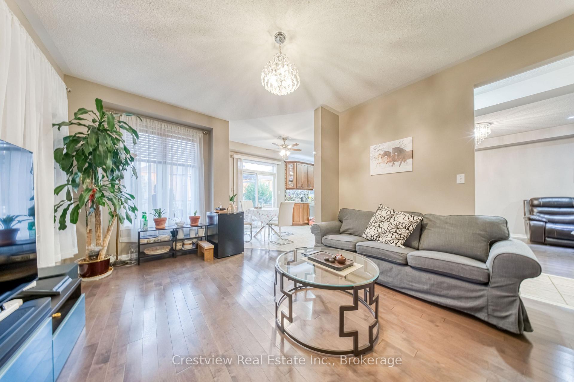 Photo 14 of 5 Irish Rose Drive, Markham, Berczy — HOMEH