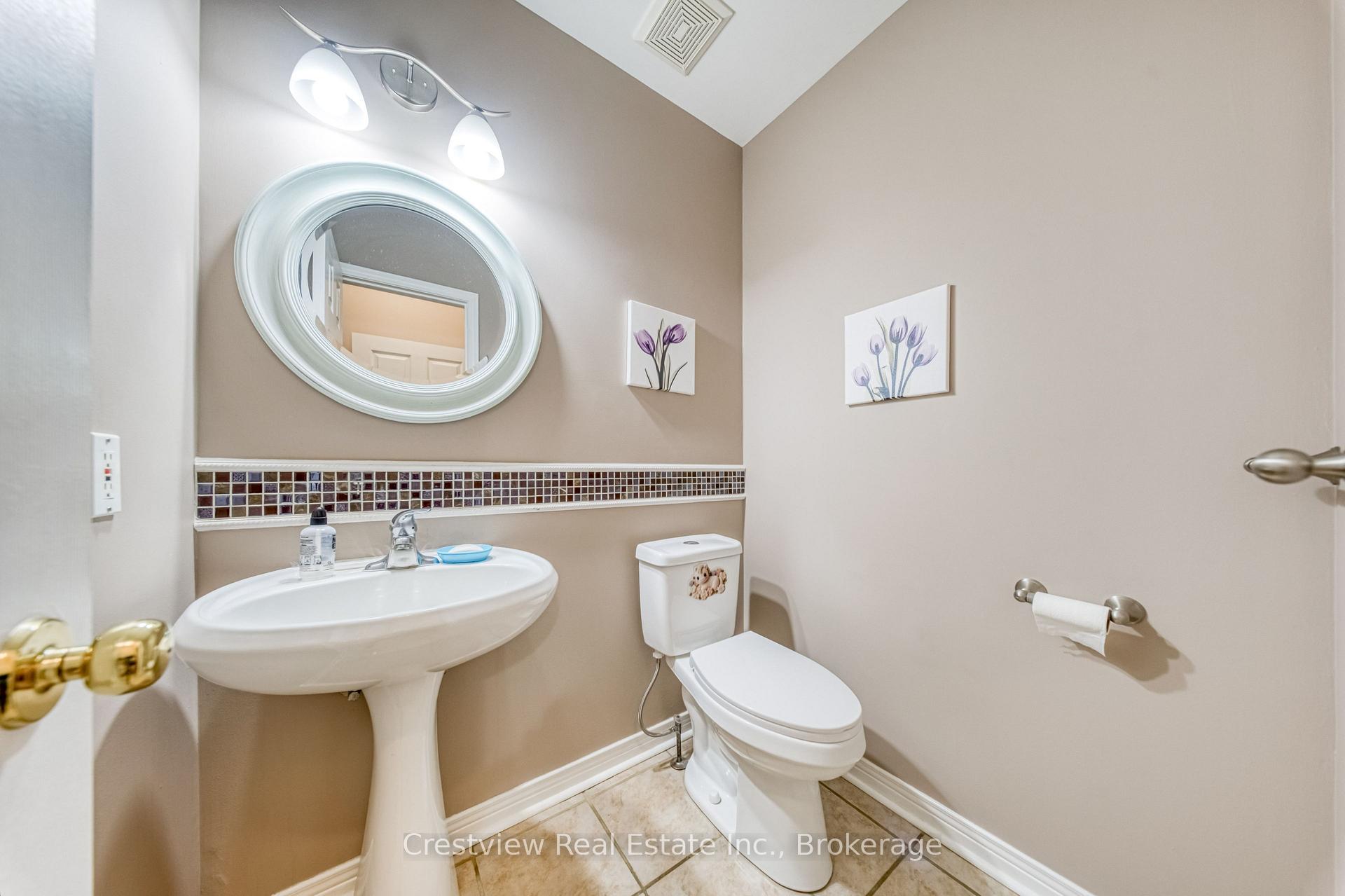 Photo 15 of 5 Irish Rose Drive, Markham, Berczy — HOMEH