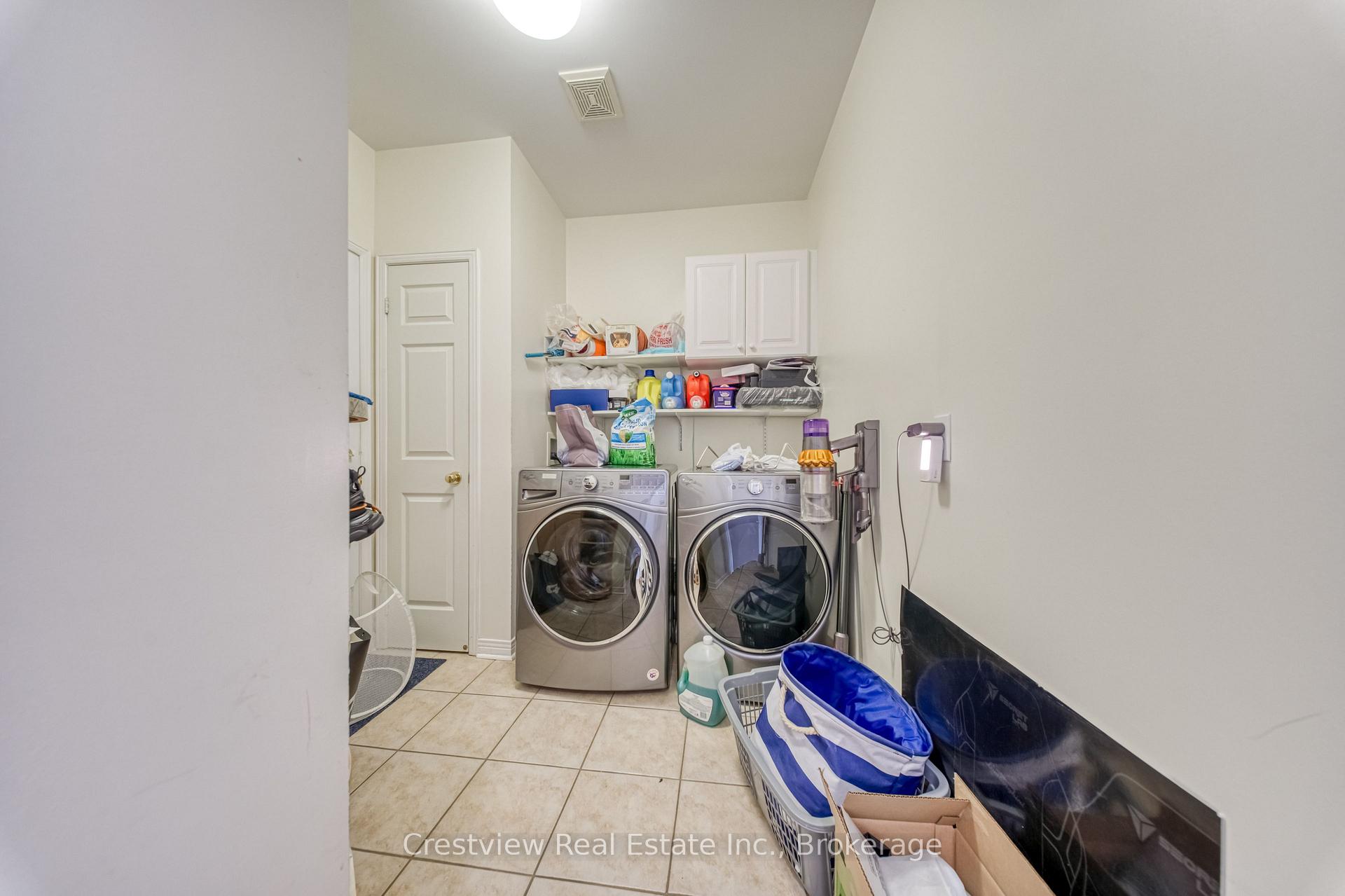 Photo 16 of 5 Irish Rose Drive, Markham, Berczy — HOMEH