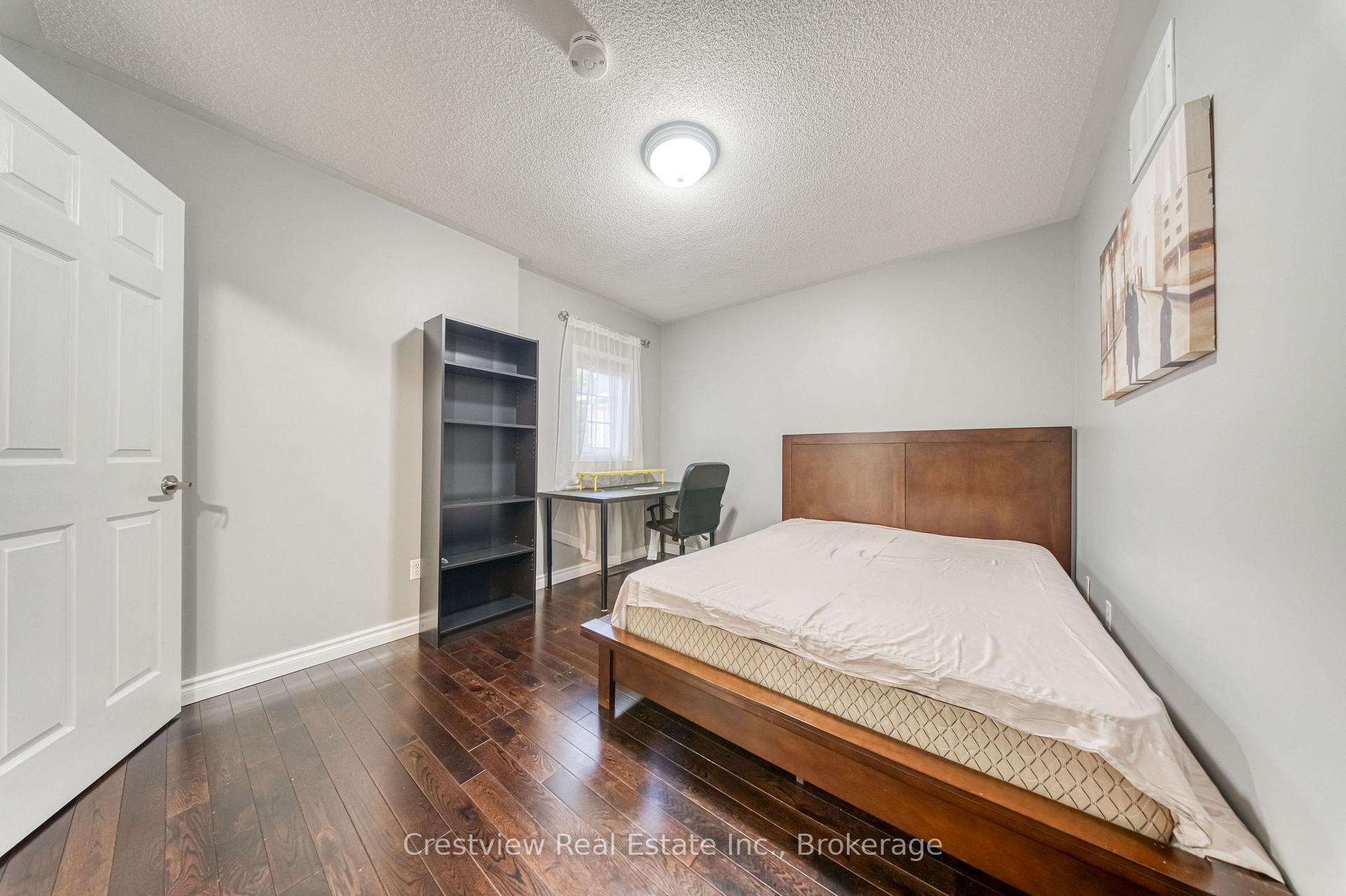 Photo 25 of 5 Irish Rose Drive, Markham, Berczy — HOMEH