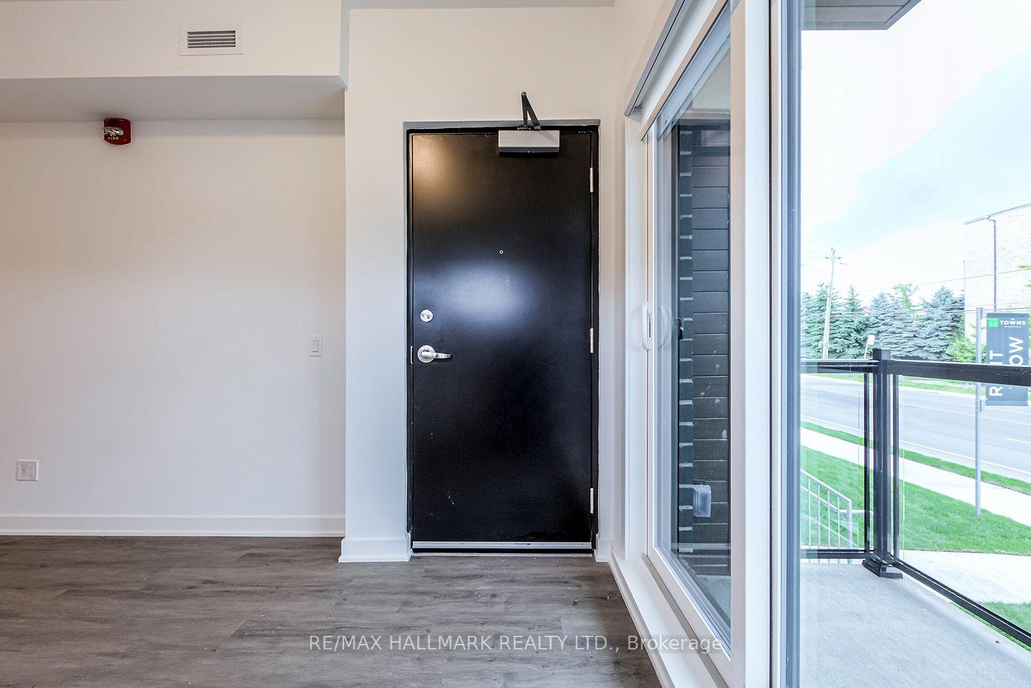 Photo 5 of Unit 211, 41 Danforth Road, Scarborough, Oakridge — HOMEH