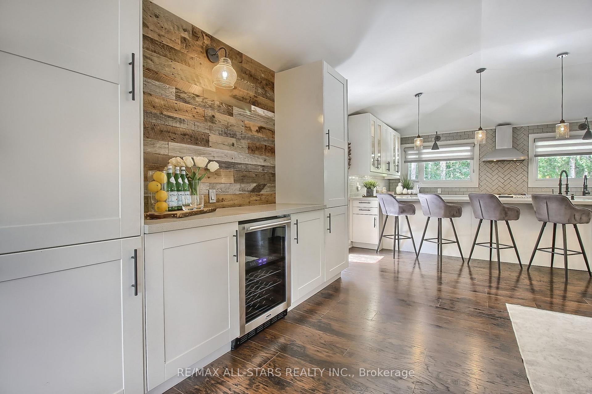 Photo 10 of 215 Uxbridge Pickering Townline, Pickering, Rural Pickering — HOMEH