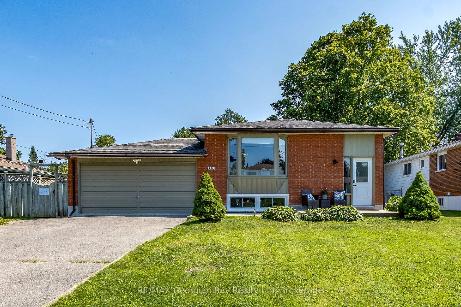 Photo of 475 Athabaska Street