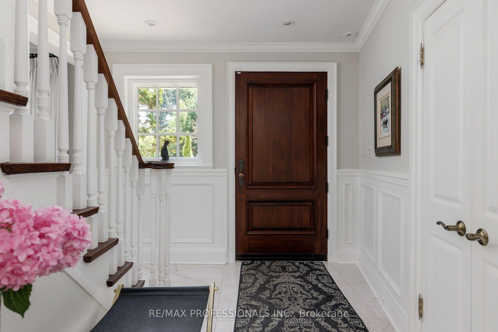 Photo 8 of 19 The Kingsway, Etobicoke, Kingsway South — HOMEH