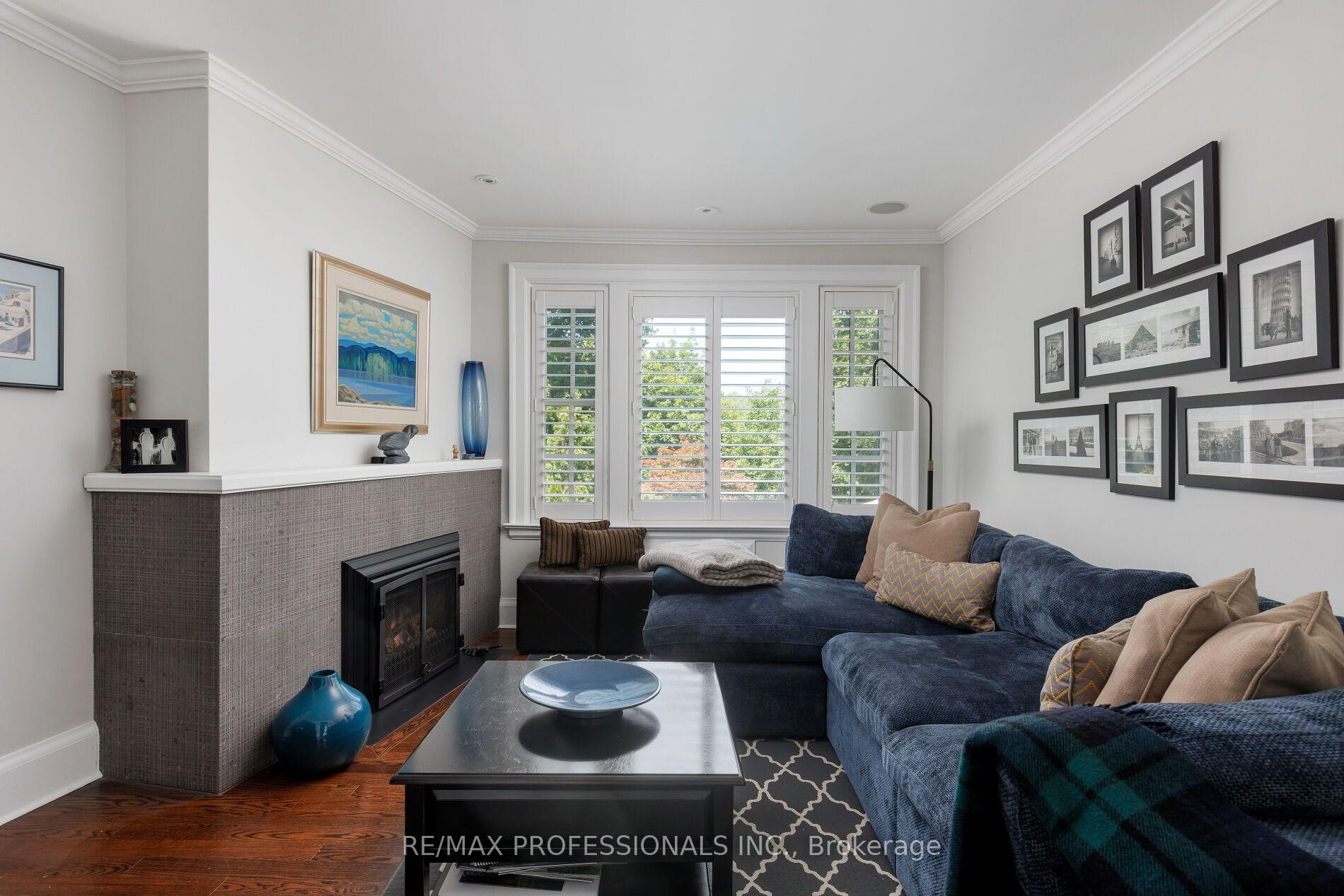 Photo 12 of 19 The Kingsway, Etobicoke, Kingsway South — HOMEH