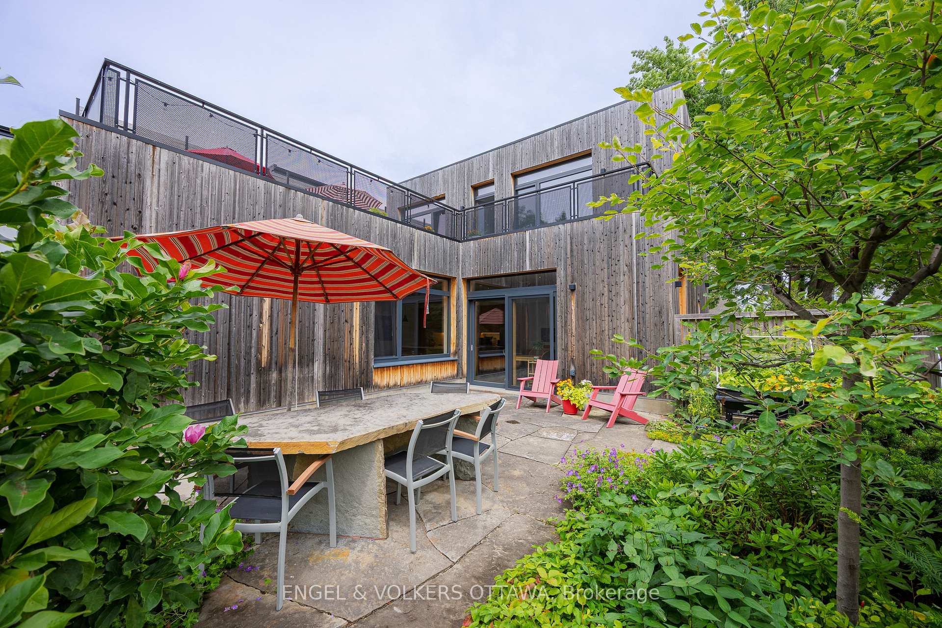 Photo 8 of 252 Atlantis Avenue, Ottawa, Westboro West — HOMEH