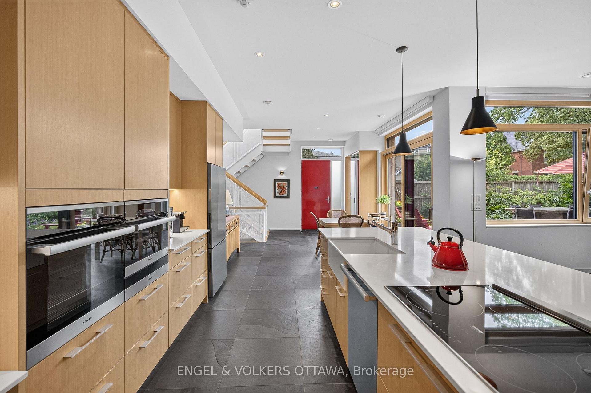 Photo 15 of 252 Atlantis Avenue, Ottawa, Westboro West — HOMEH