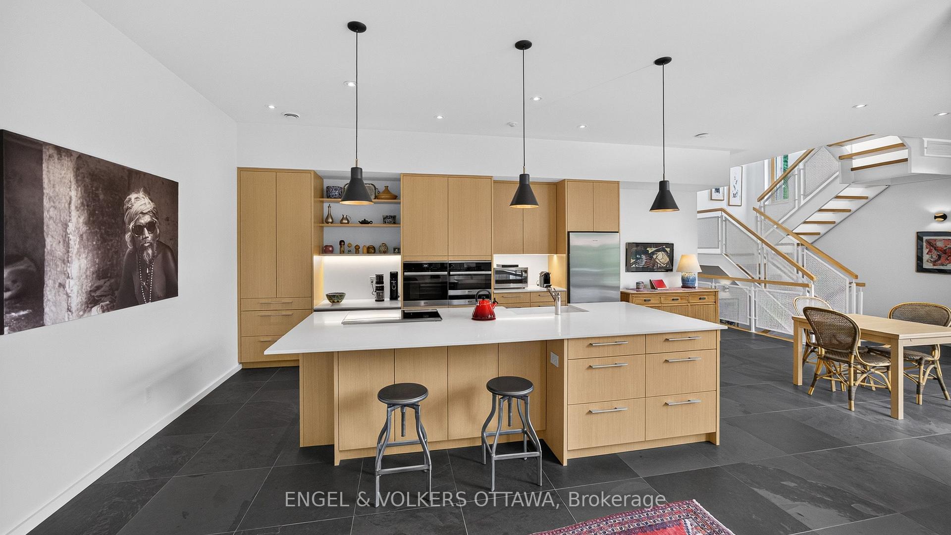 Photo 18 of 252 Atlantis Avenue, Ottawa, Westboro West — HOMEH