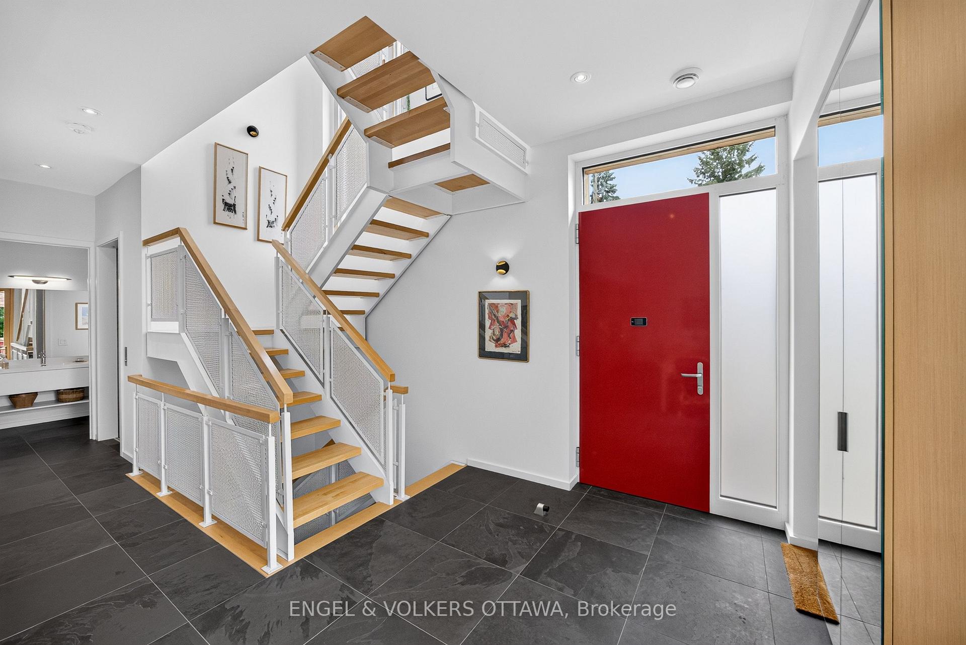 Photo 24 of 252 Atlantis Avenue, Ottawa, Westboro West — HOMEH