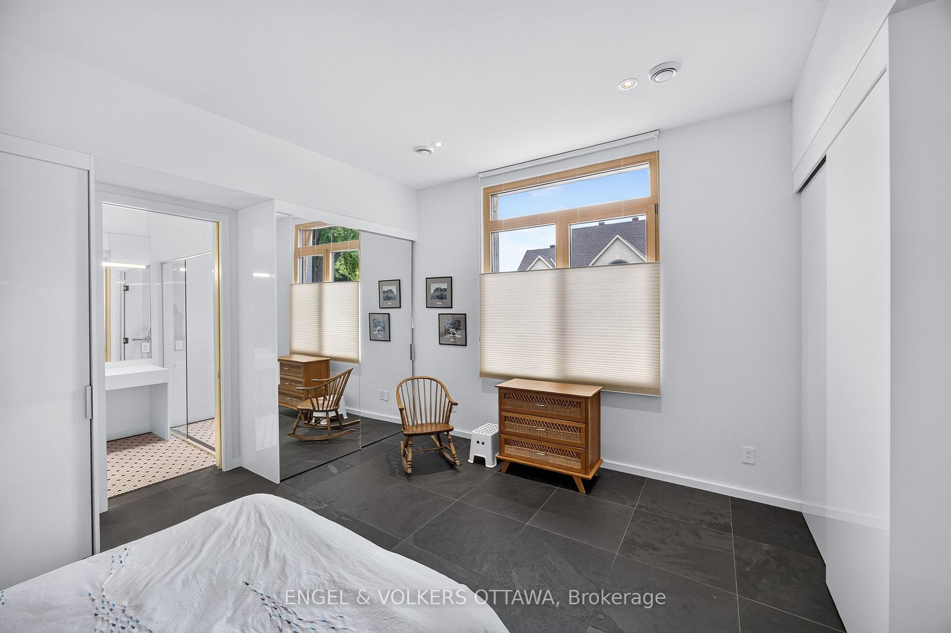 Photo 27 of 252 Atlantis Avenue, Ottawa, Westboro West — HOMEH