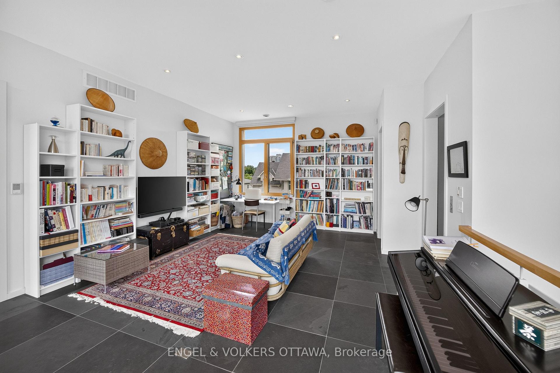 Photo 33 of 252 Atlantis Avenue, Ottawa, Westboro West — HOMEH