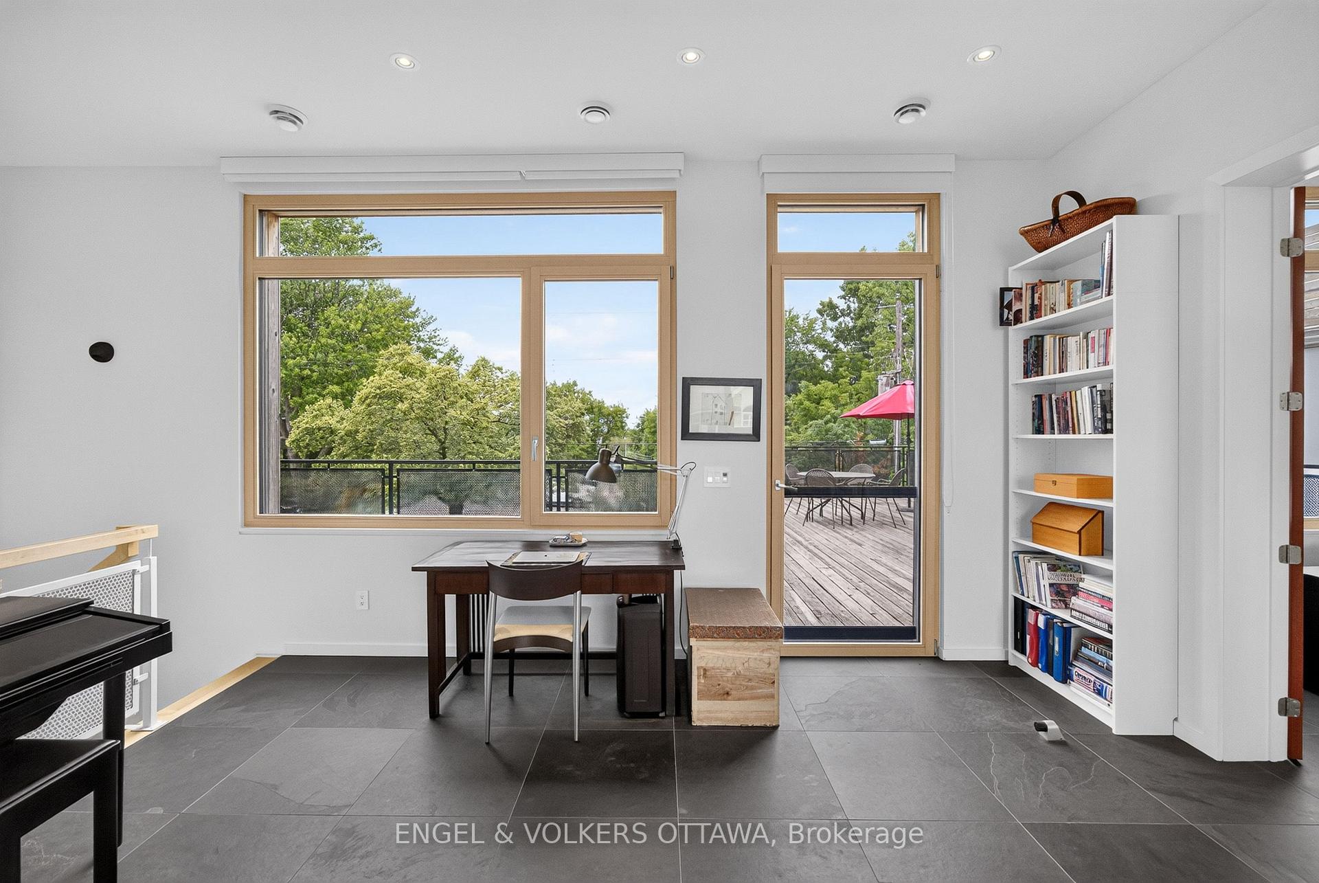 Photo 35 of 252 Atlantis Avenue, Ottawa, Westboro West — HOMEH