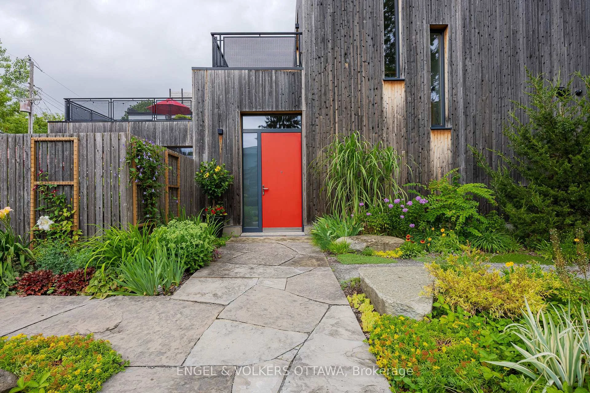 Photo 7 of 252 Atlantis Avenue, Ottawa, Westboro West — HOMEH