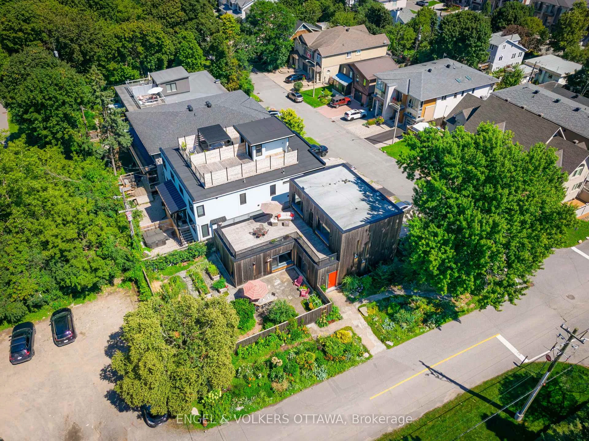 Photo 57 of 252 Atlantis Avenue, Ottawa, Westboro West — HOMEH