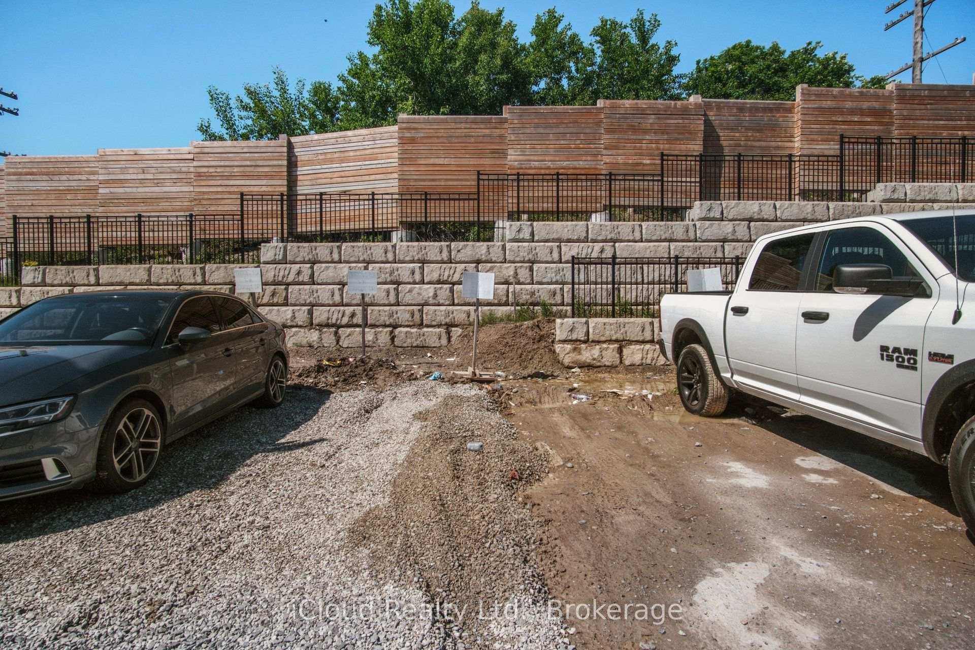 Photo 23 of Unit A, 26 Lookout Drive, Clarington, Bowmanville — HOMEH